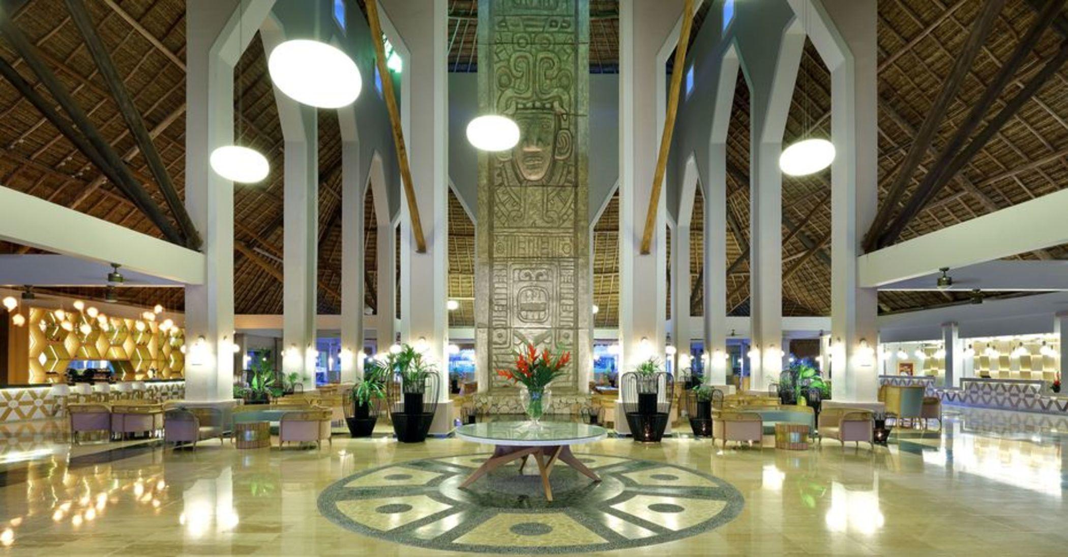 Grand Palladium White & 5*