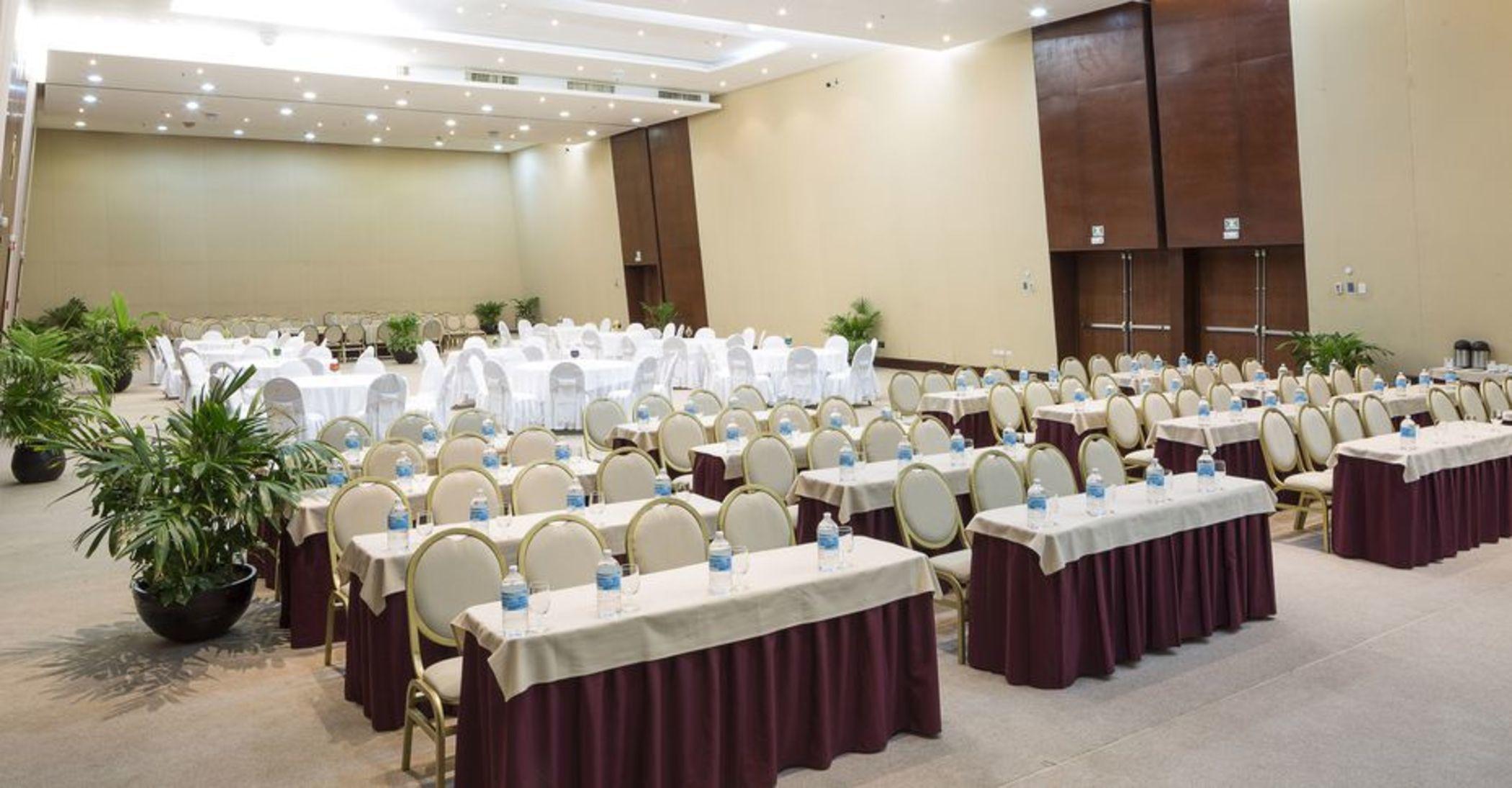 Grand Palladium White & 5*