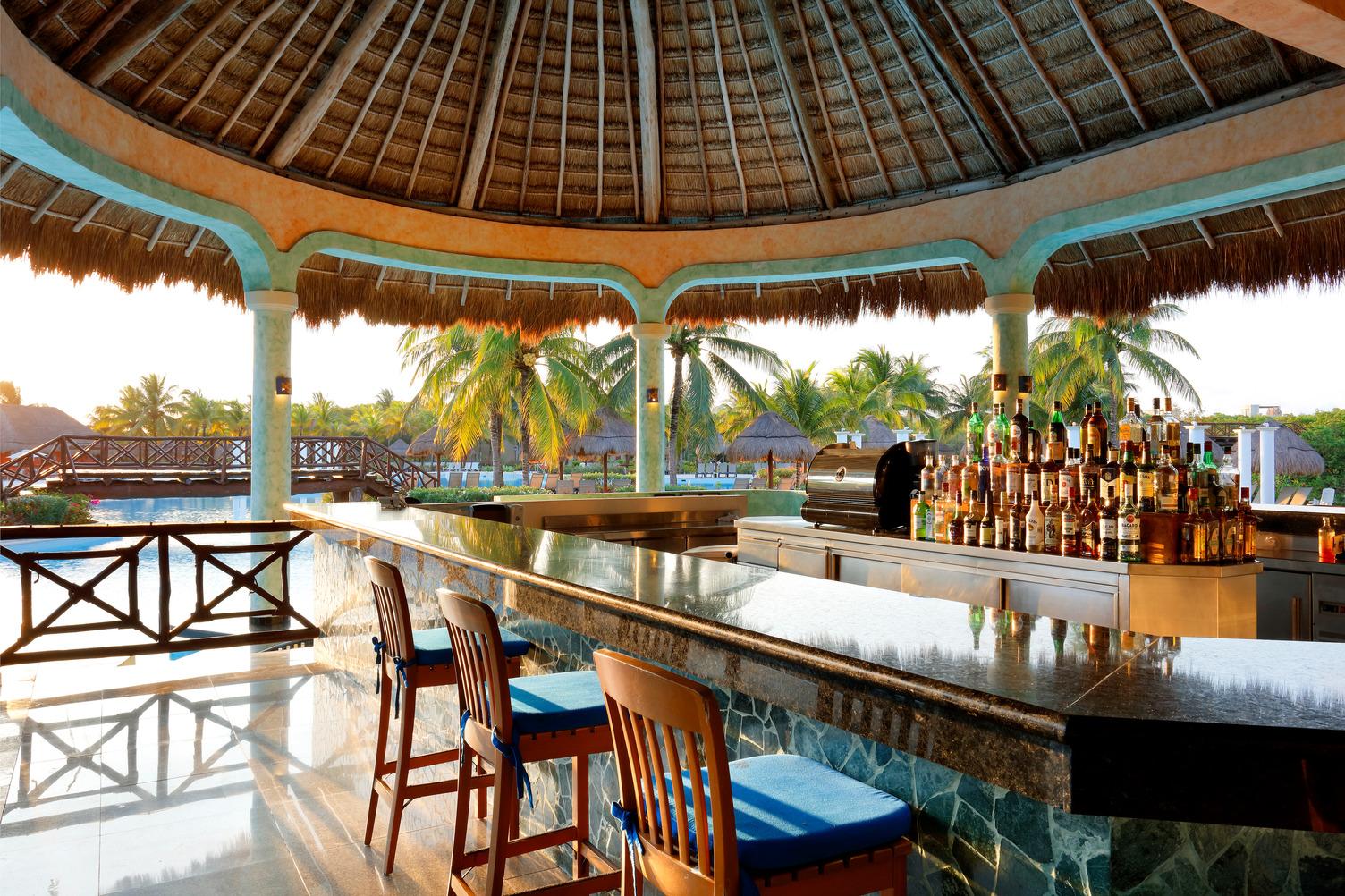 Grand Palladium White & Resort 5*