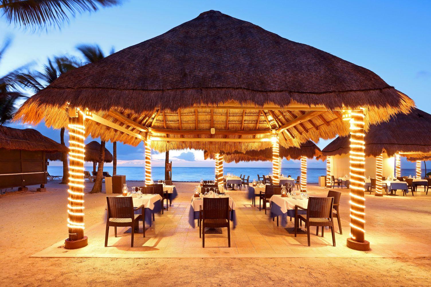 Resort Grand Palladium White & 5*