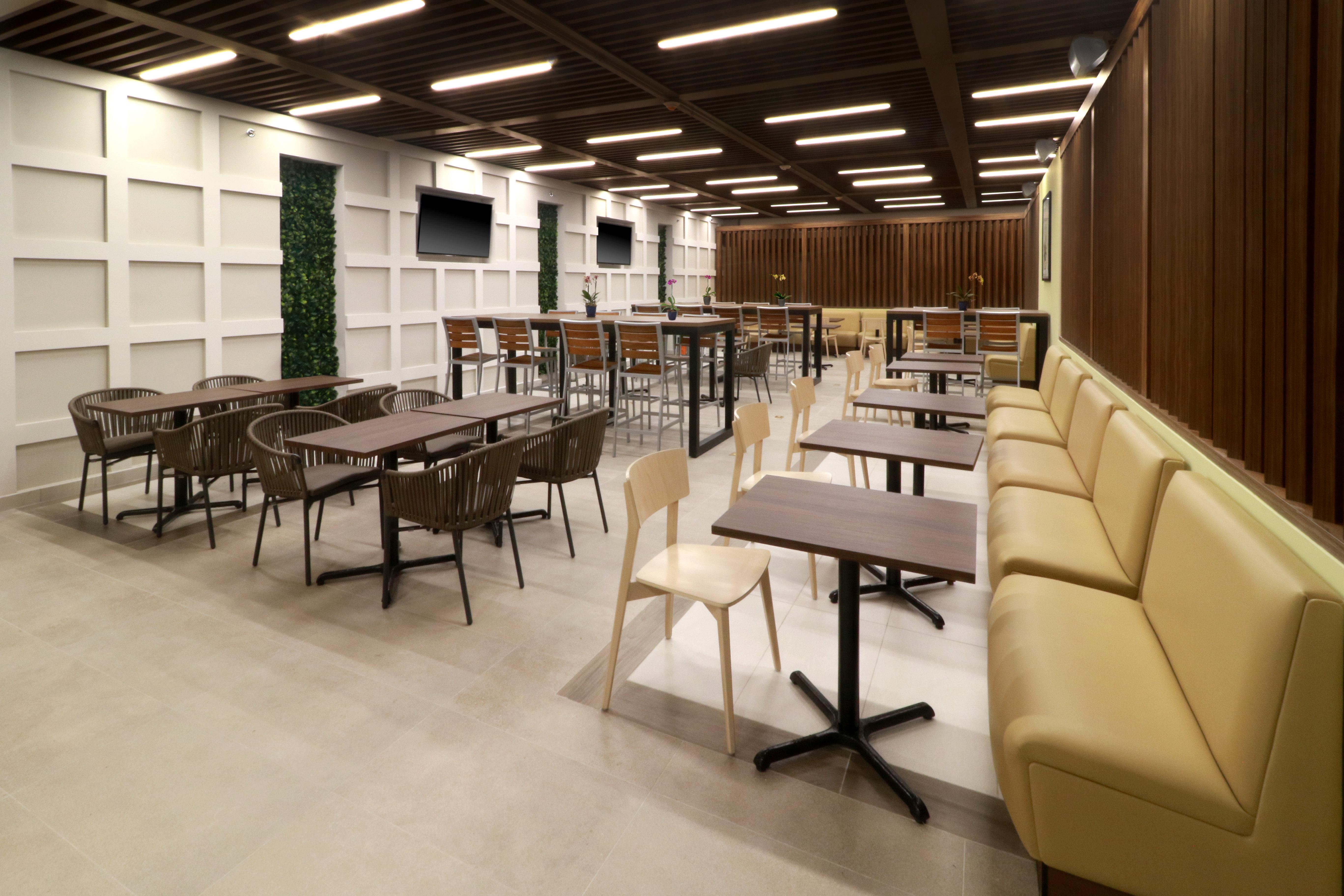 Hotel Express & - By Ihg 3*