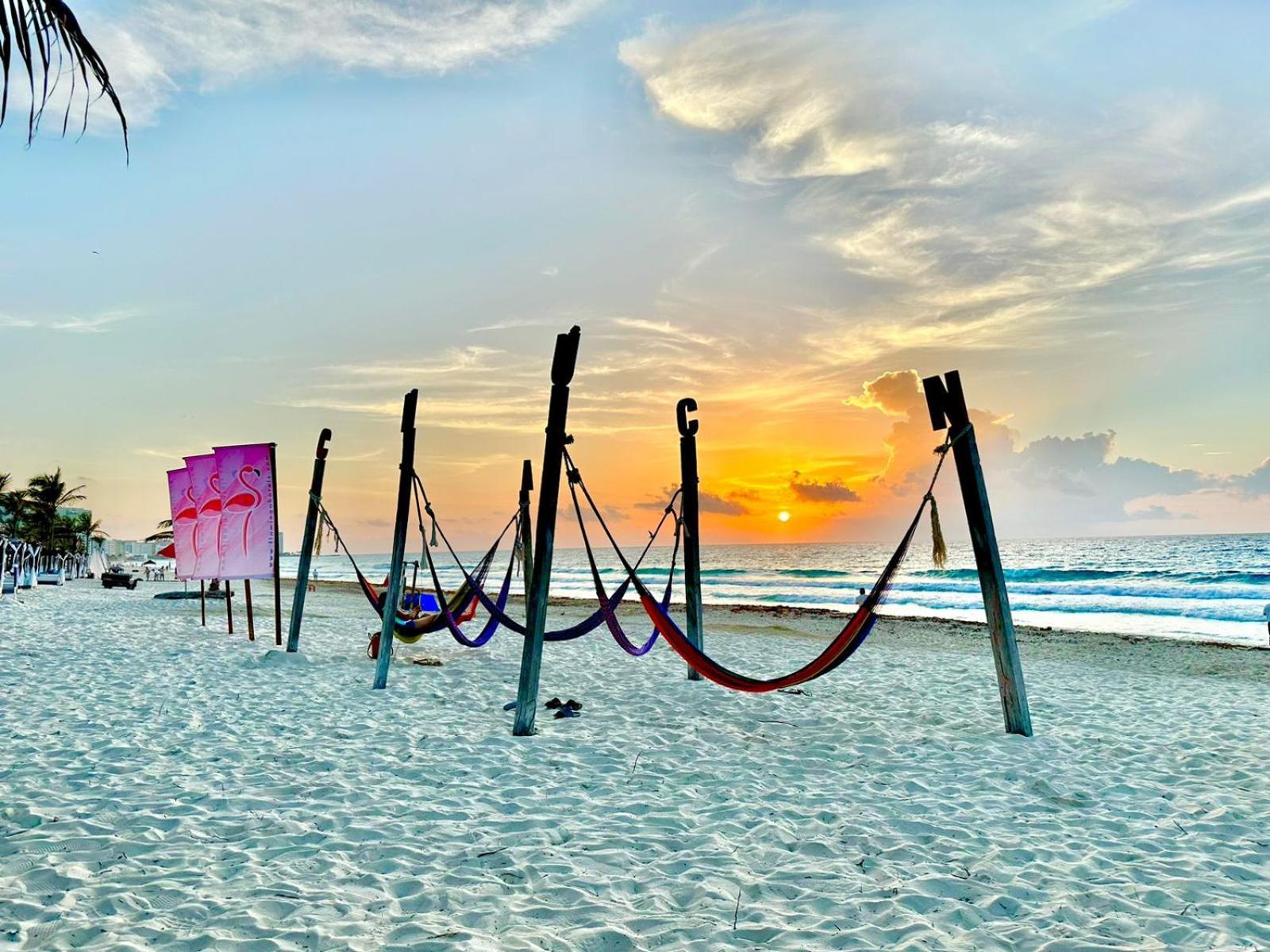 Flamingo Hotel Cancun