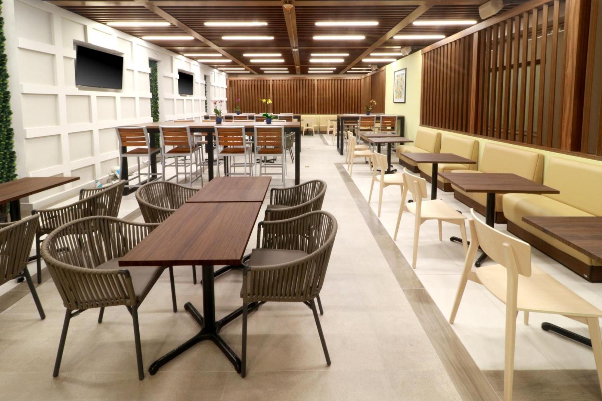 Express & - By Ihg Hotel 3*