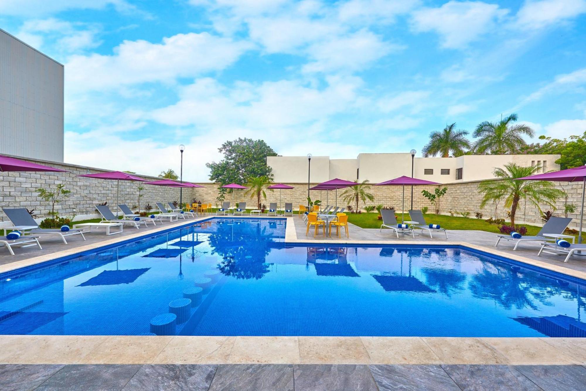Express By Marriott Hotel 4*