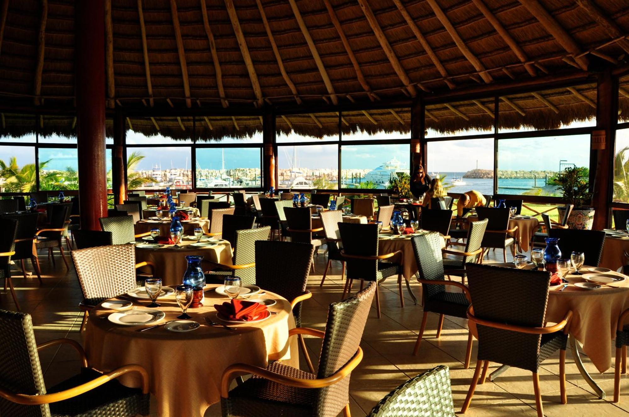 Resort Marina El Cid & 4*