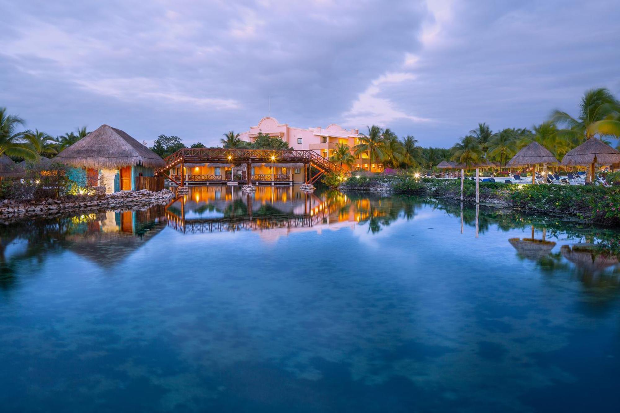 Grand Palladium White & 5*