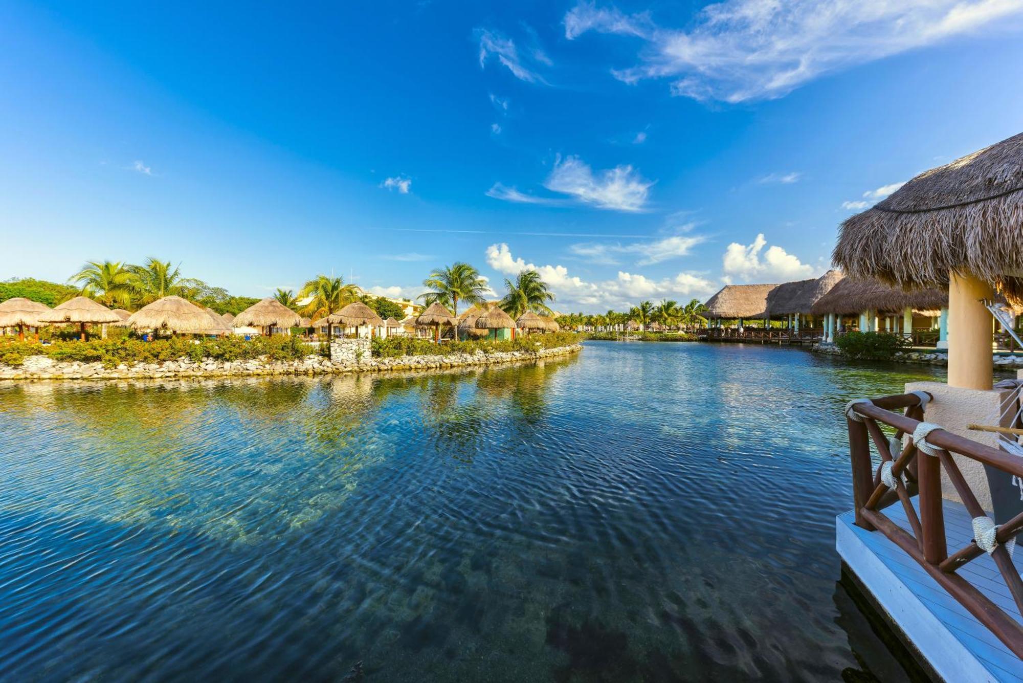 Resort Grand Palladium White & 5*
