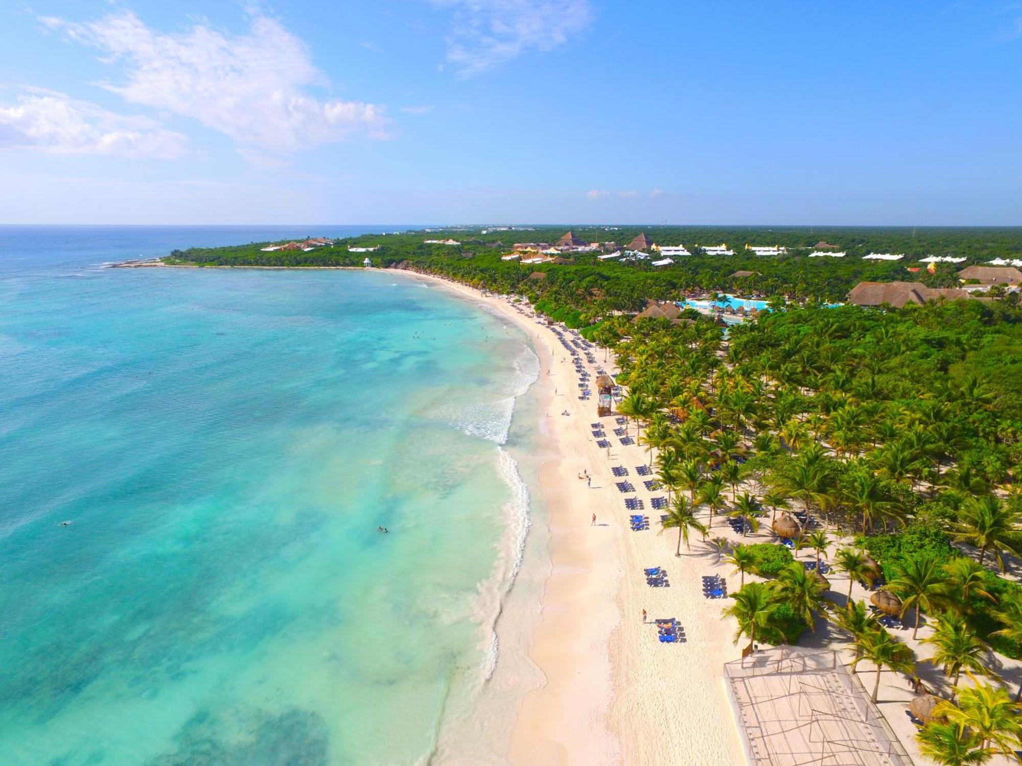 Grand Palladium White & Akumal