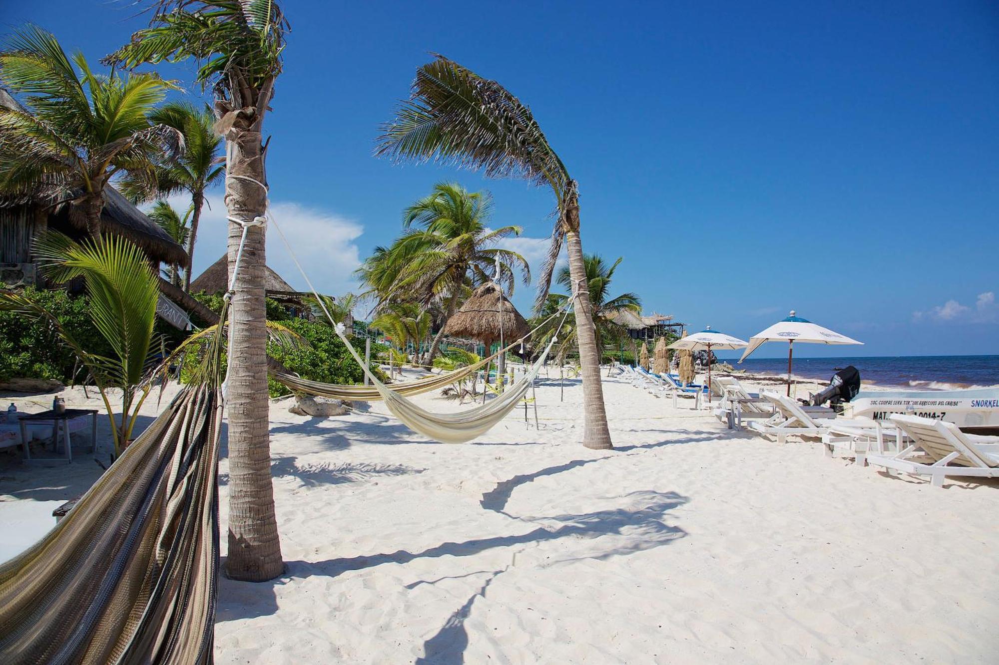 Punta Piedra Hotel