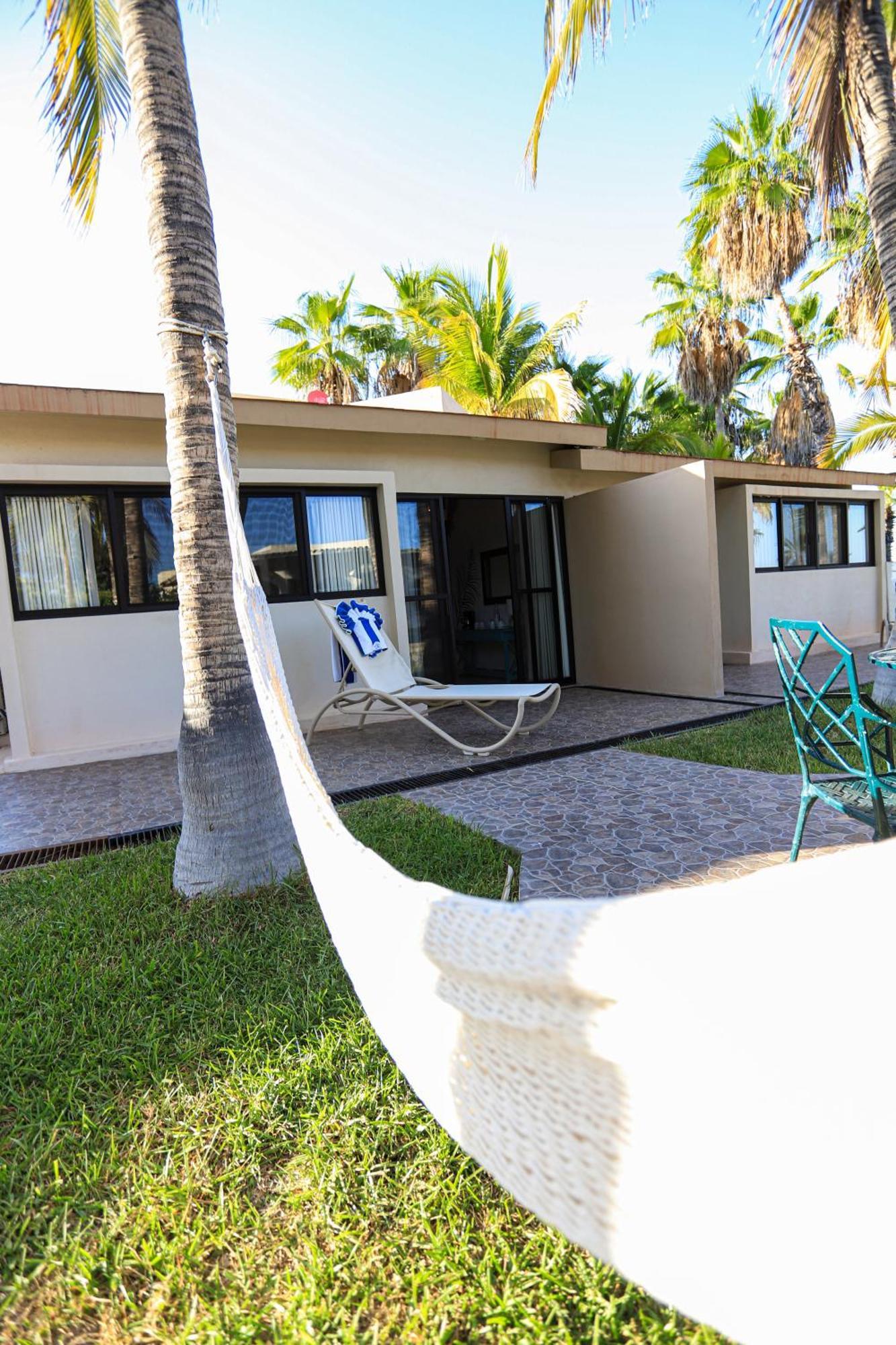 Buena Vista Oceanfront & Hot Springs Hotel 3*