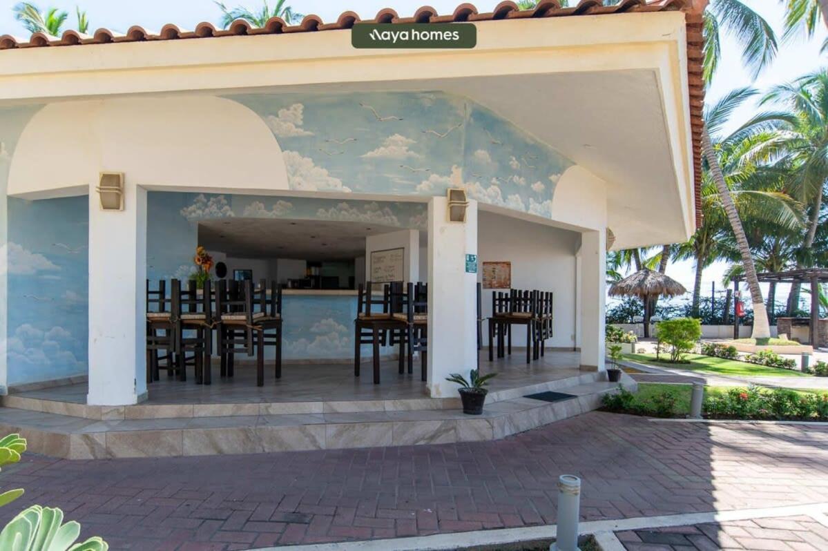 Beachfront 2br W/ Pool - Blue Flag Apartment *