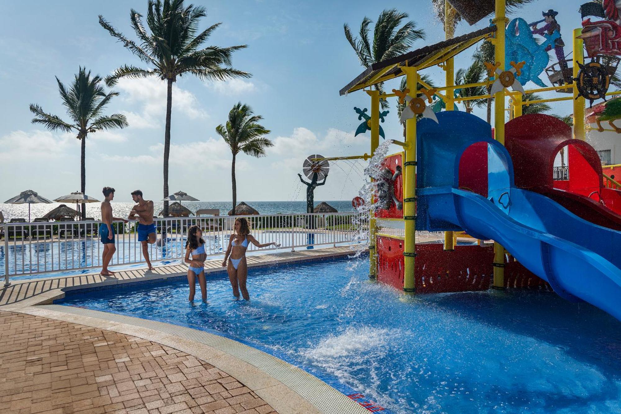 Ocean Coral & Turquesa (adults Only) 5*