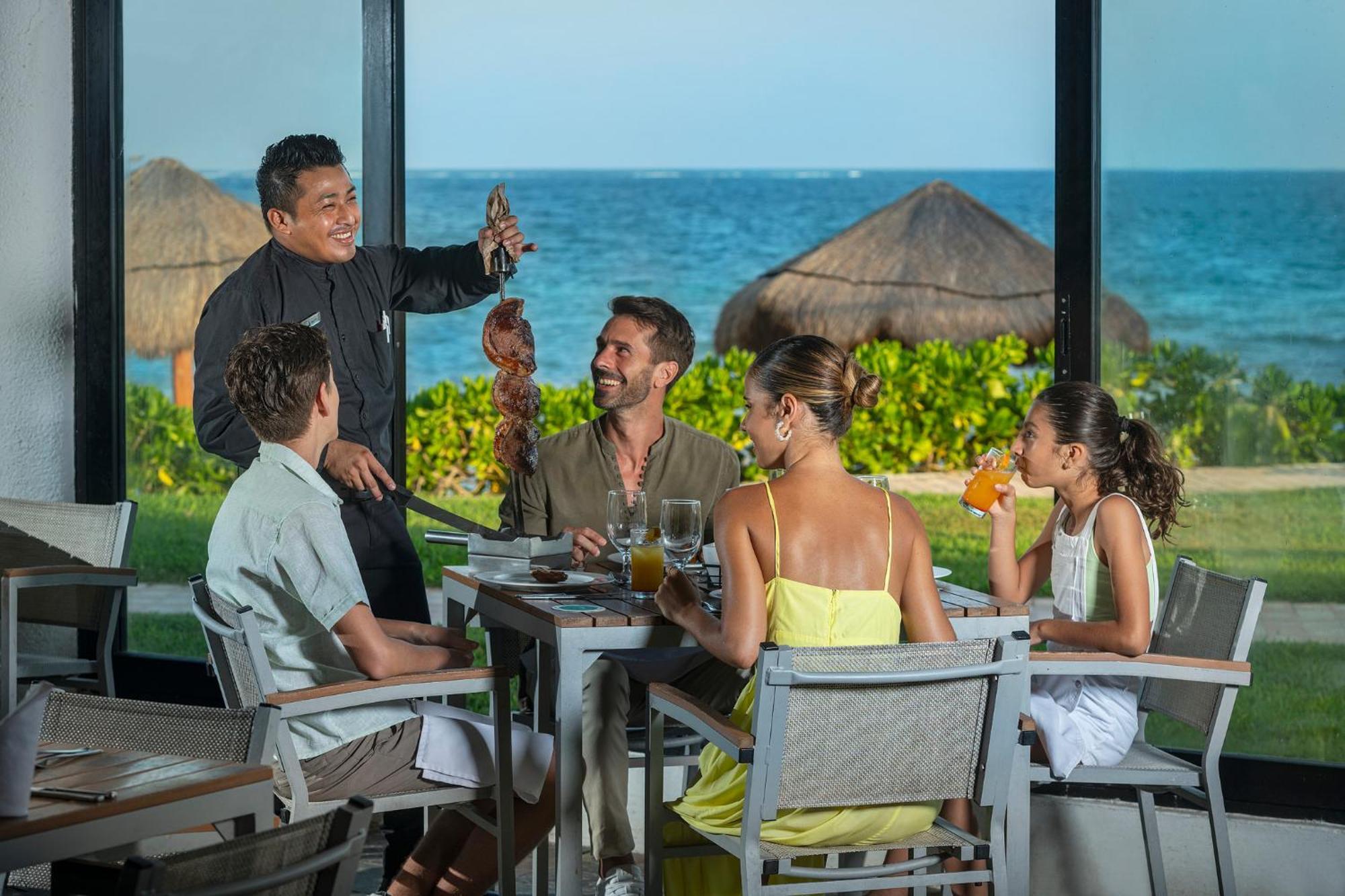 Ocean Coral & Turquesa (adults Only) Resort Puerto Morelos