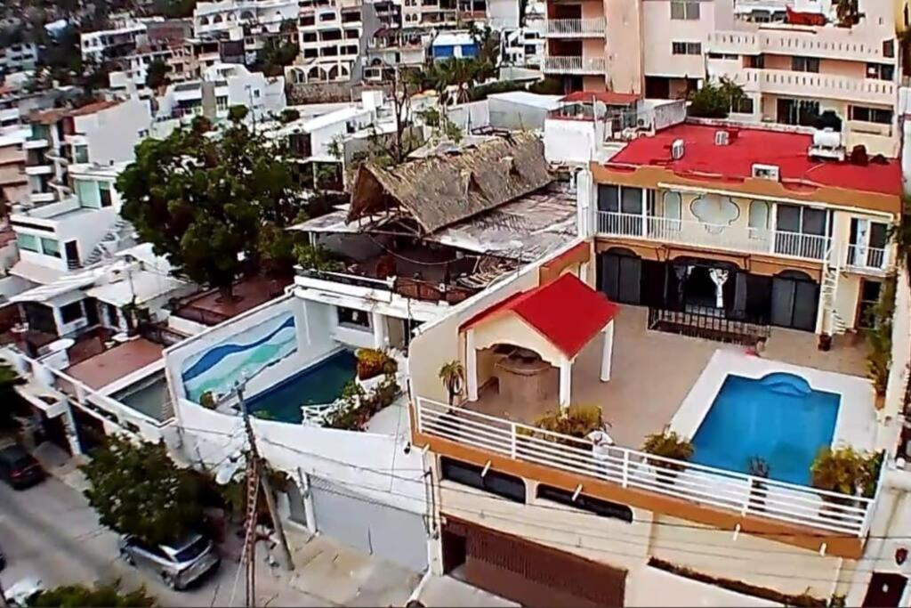 Blue Coast With Pool And Ocean View 10 To 35 P Holiday home Acapulco