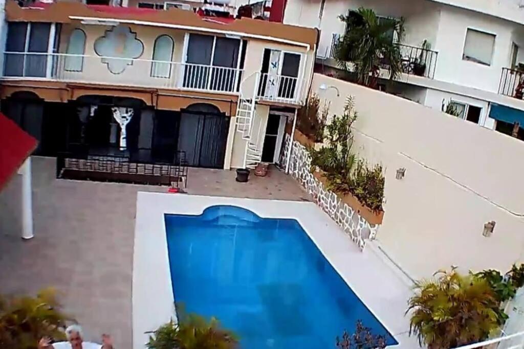 Blue Coast With Pool And Ocean View 10 To 35 P