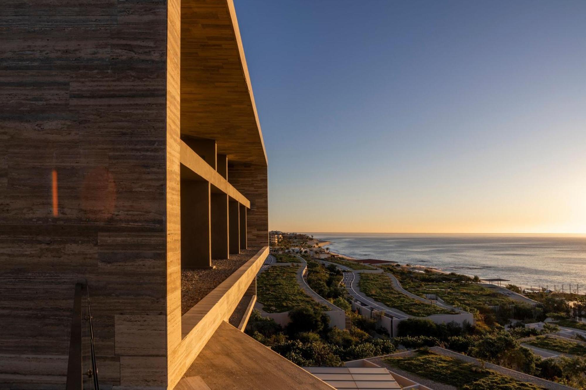 Hotel Solaz, A Luxury Collection Resort, Cabos 5*