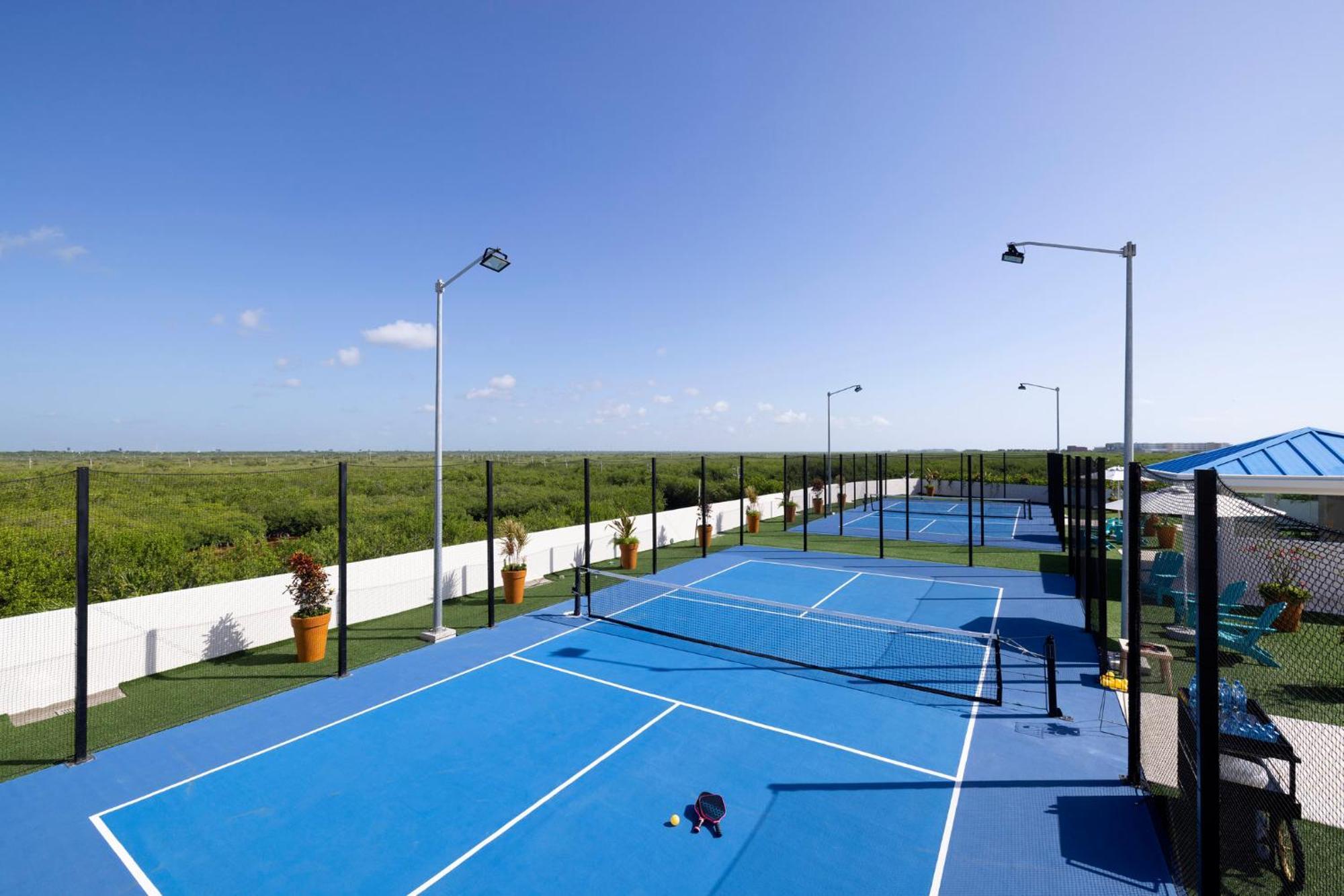 Resort Margaritaville Island Reserve Riviera Maya - An Adults Only Karisma Experience 5*