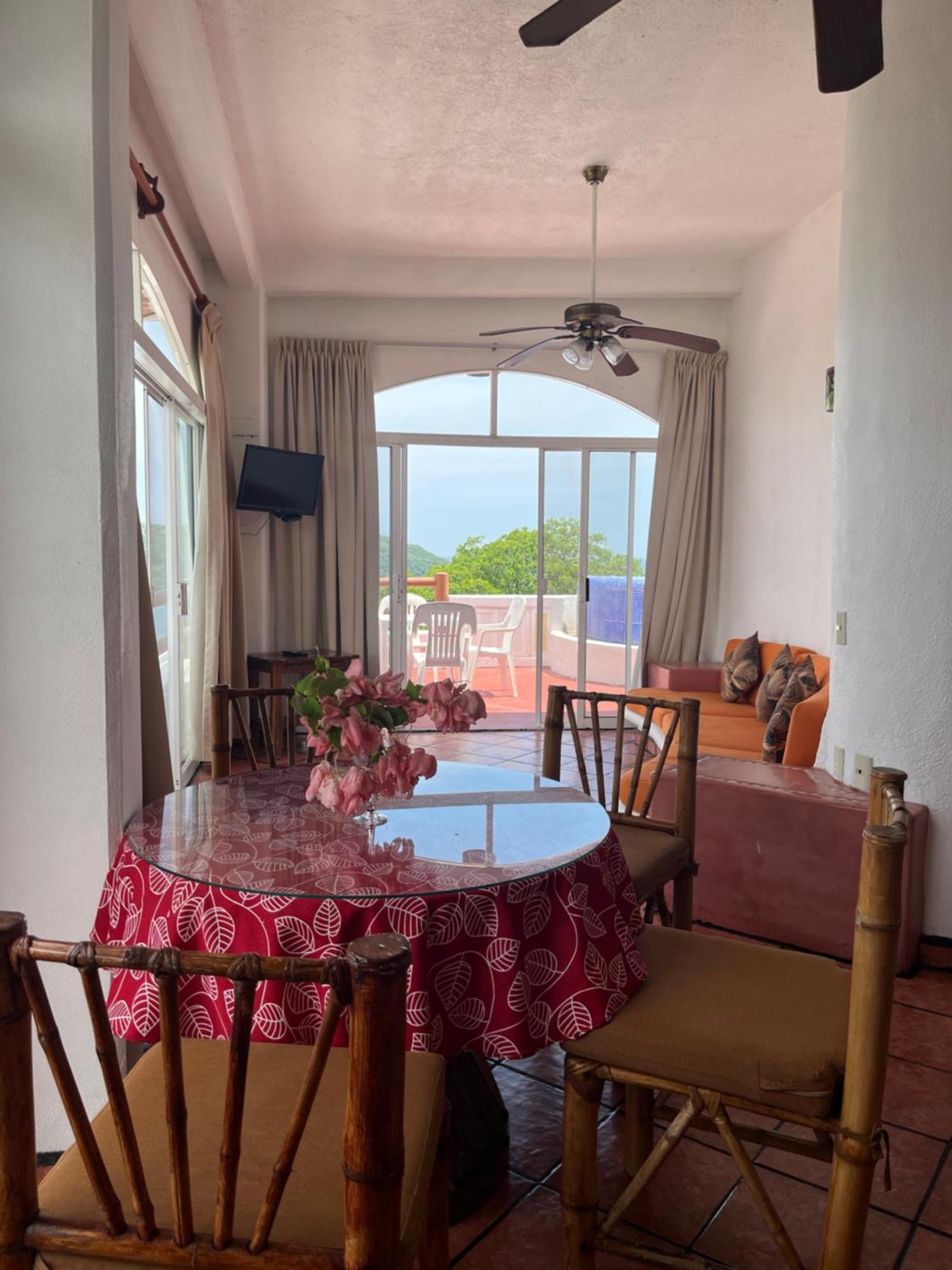 Hotel El Morro Zihuatanejo