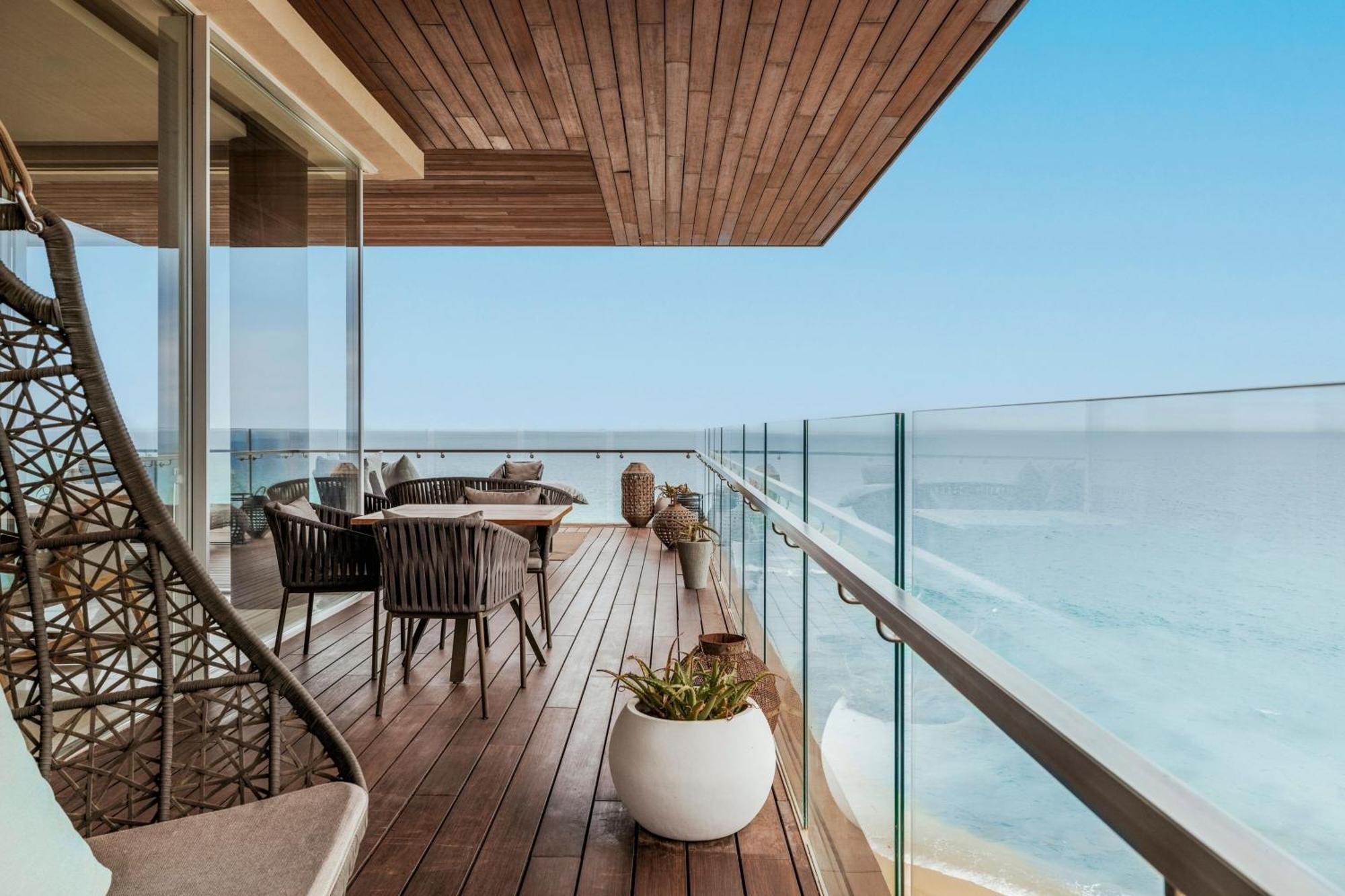 Solaz, A Luxury Collection Resort, Cabos 5*