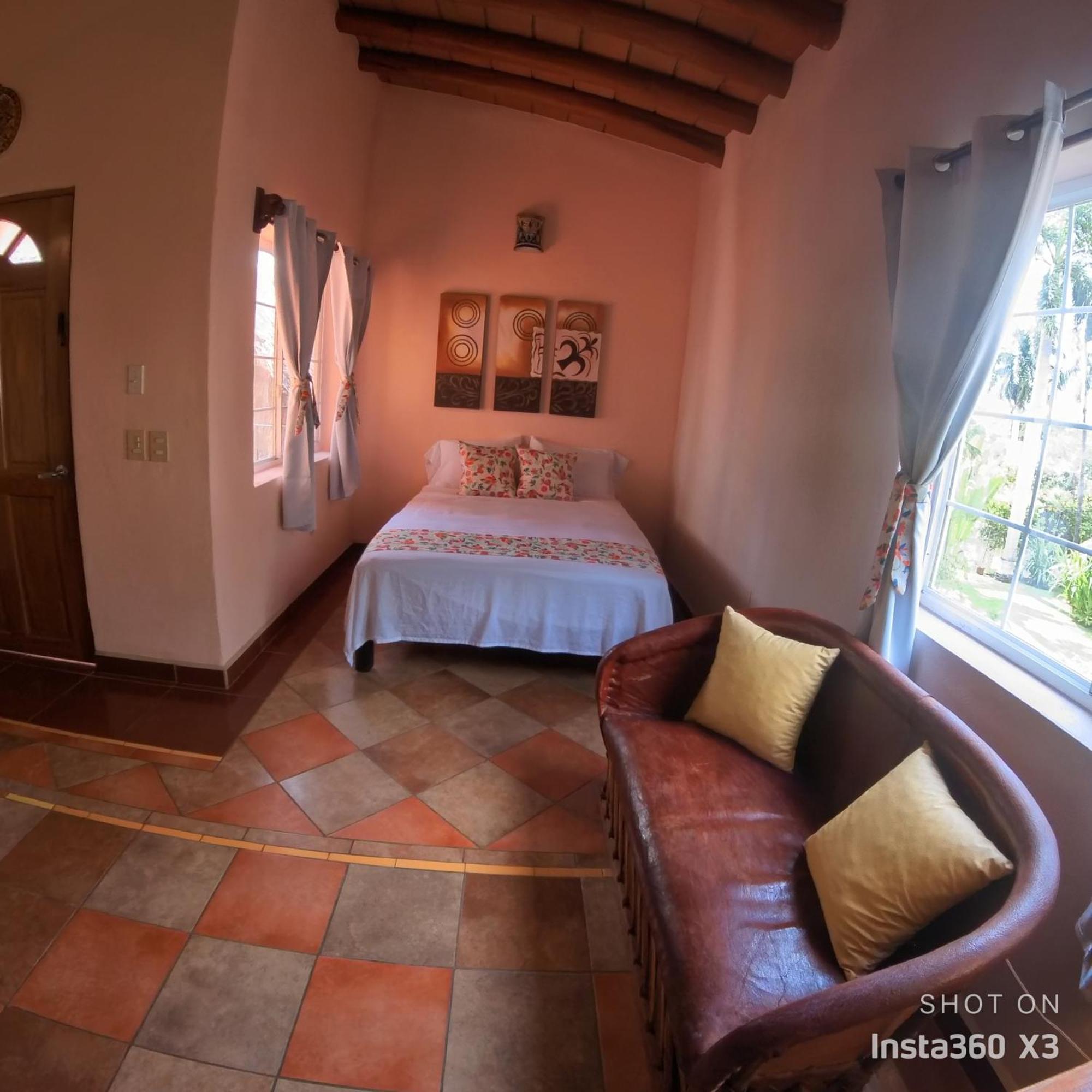Bed & Breakfast Casa Virgilios Nuevo Vallarta
