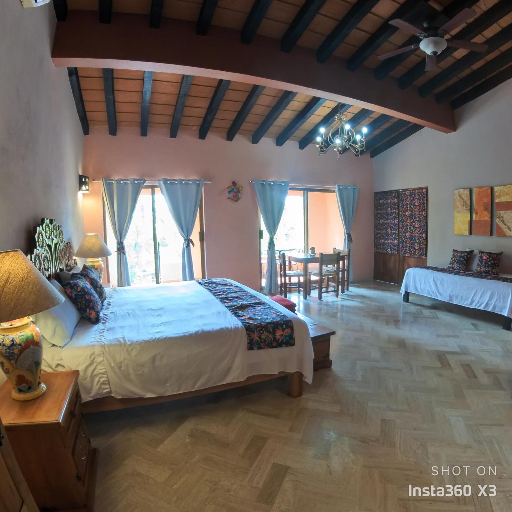Casa Virgilios Bed & Breakfast Nuevo Vallarta