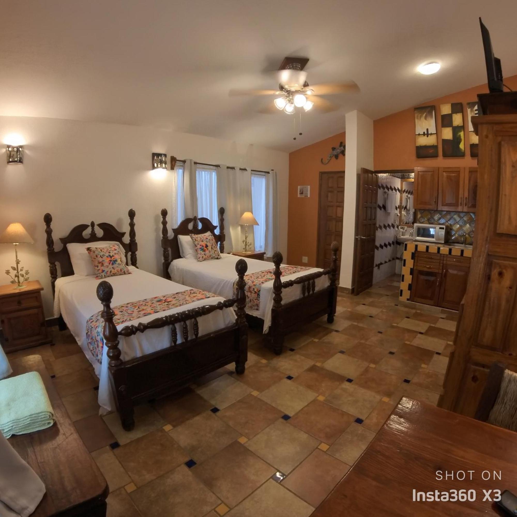 Casa Virgilios Bed & Breakfast Nuevo Vallarta