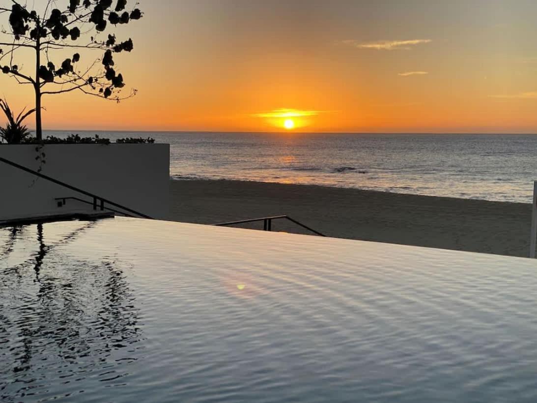 Villa 2bd Oceanfront Presidential Solaz Cabo