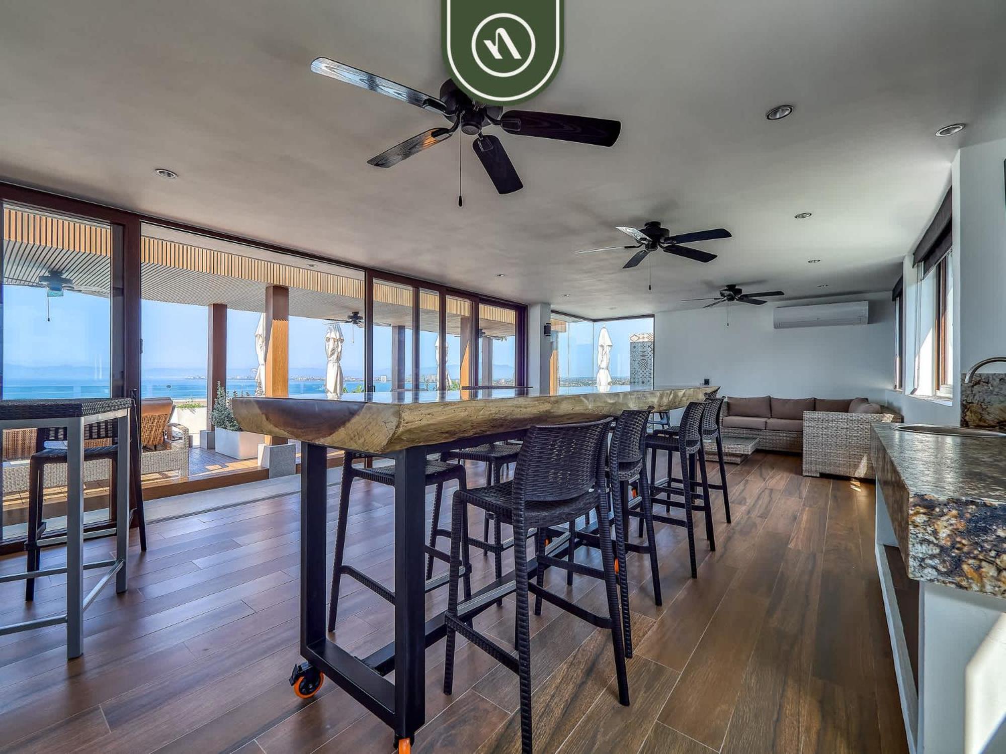 Great With Rooftop Pool