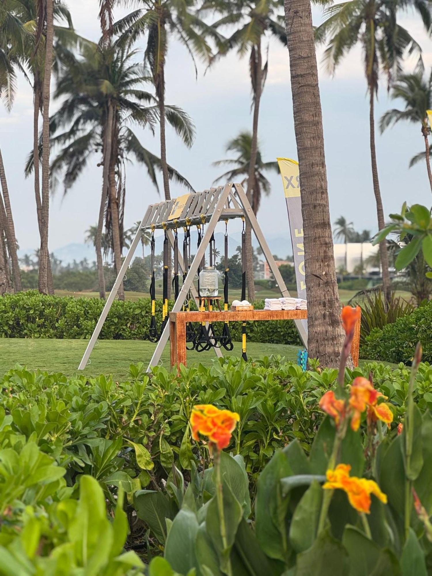 Tres Vidas Acapulco Hotel 4*