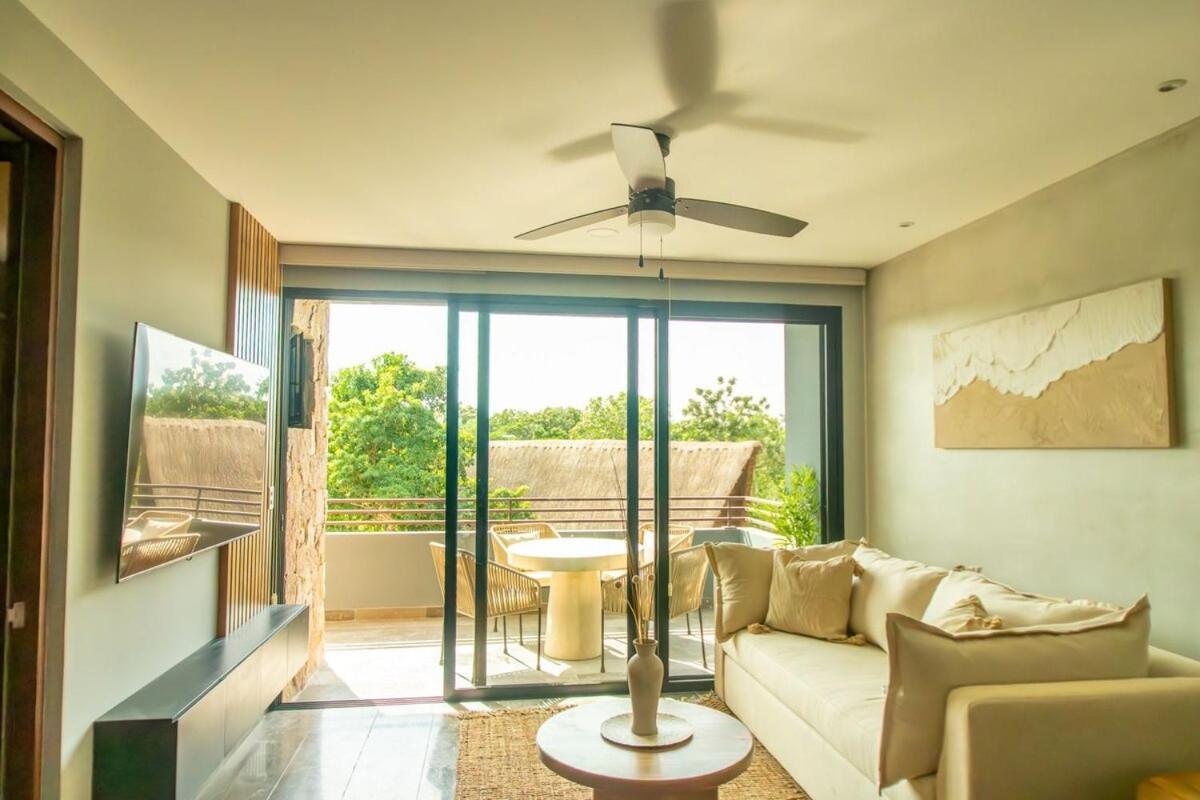 Paramar Black Luxury Aldea Zama