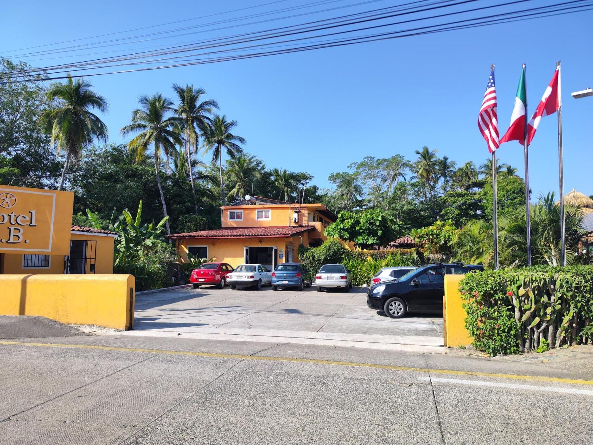 J.b. Zihuatanejo
