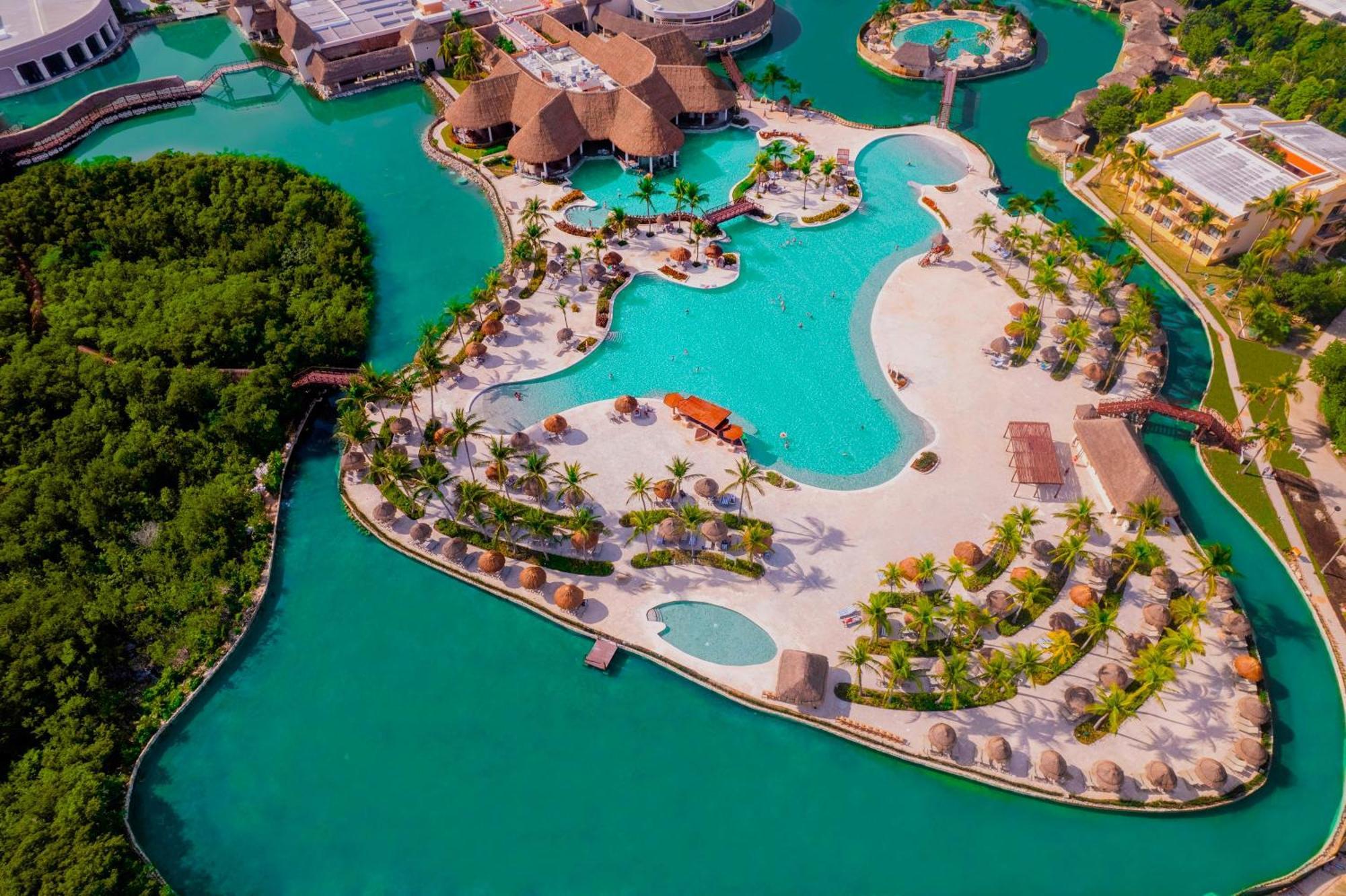 Resort Grand Palladium White & Akumal