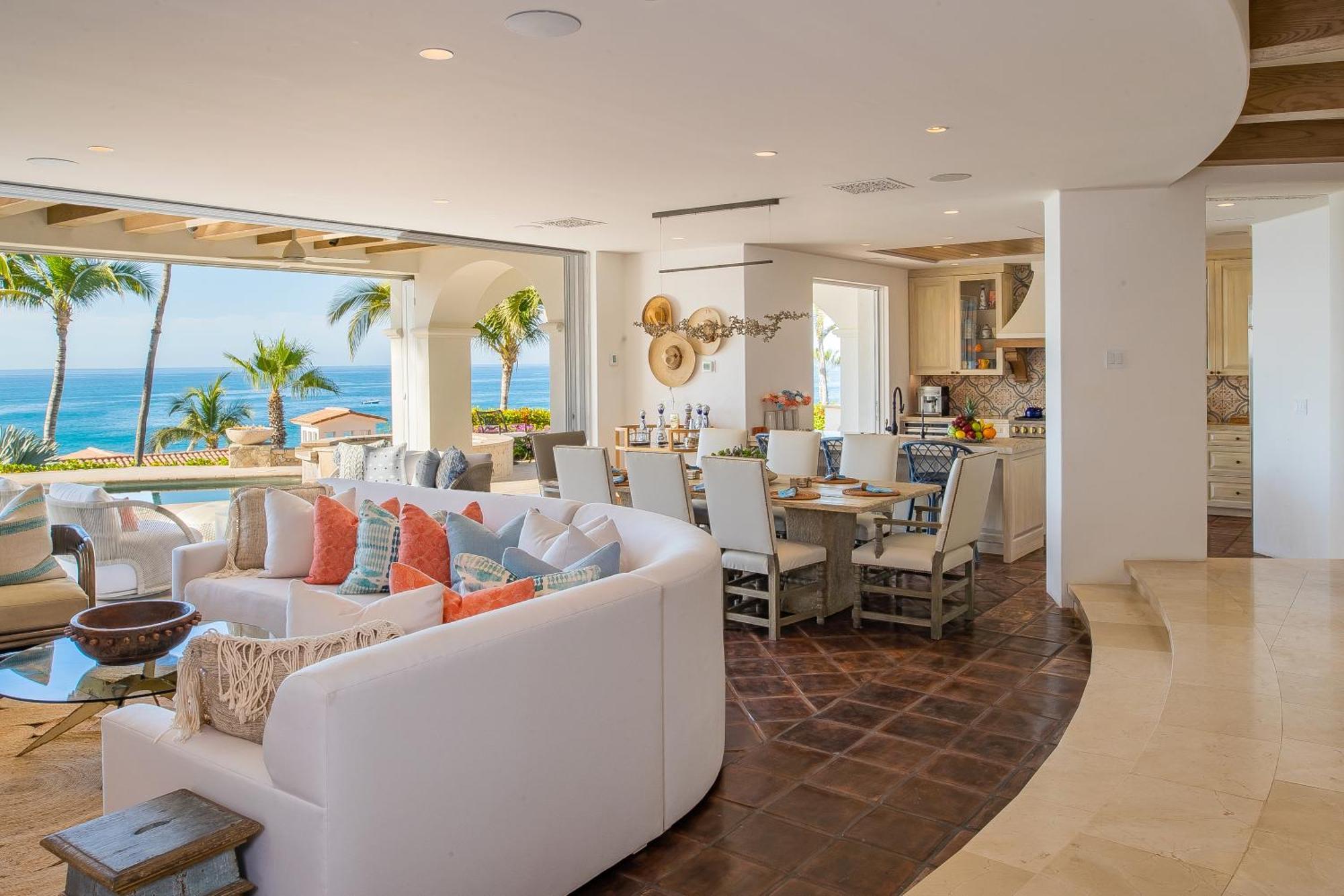 Villa Beautiful 5 Bd Del Mar Staffed & Steps From The