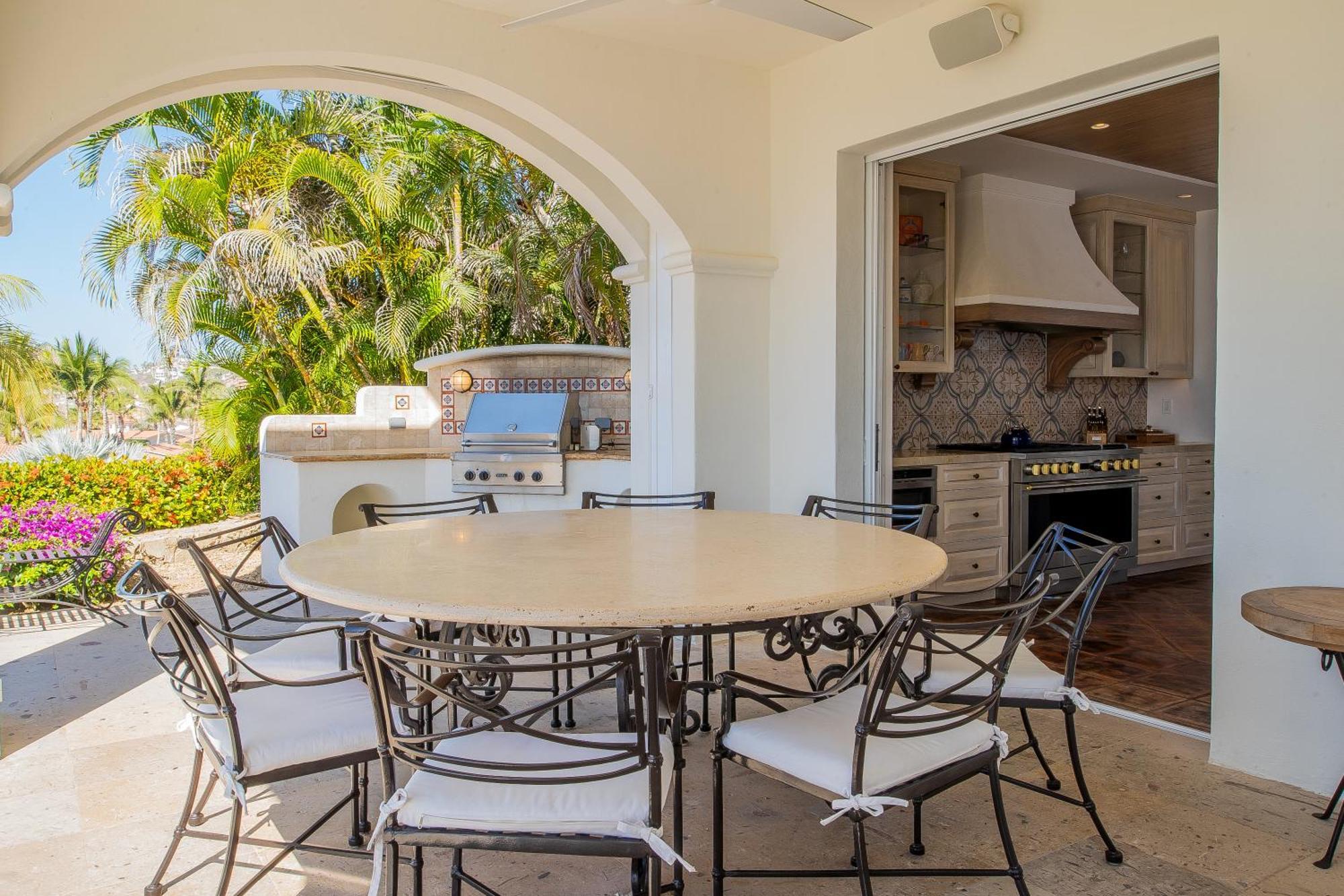 Villa Beautiful 5 Bd Del Mar Staffed & Steps From The *