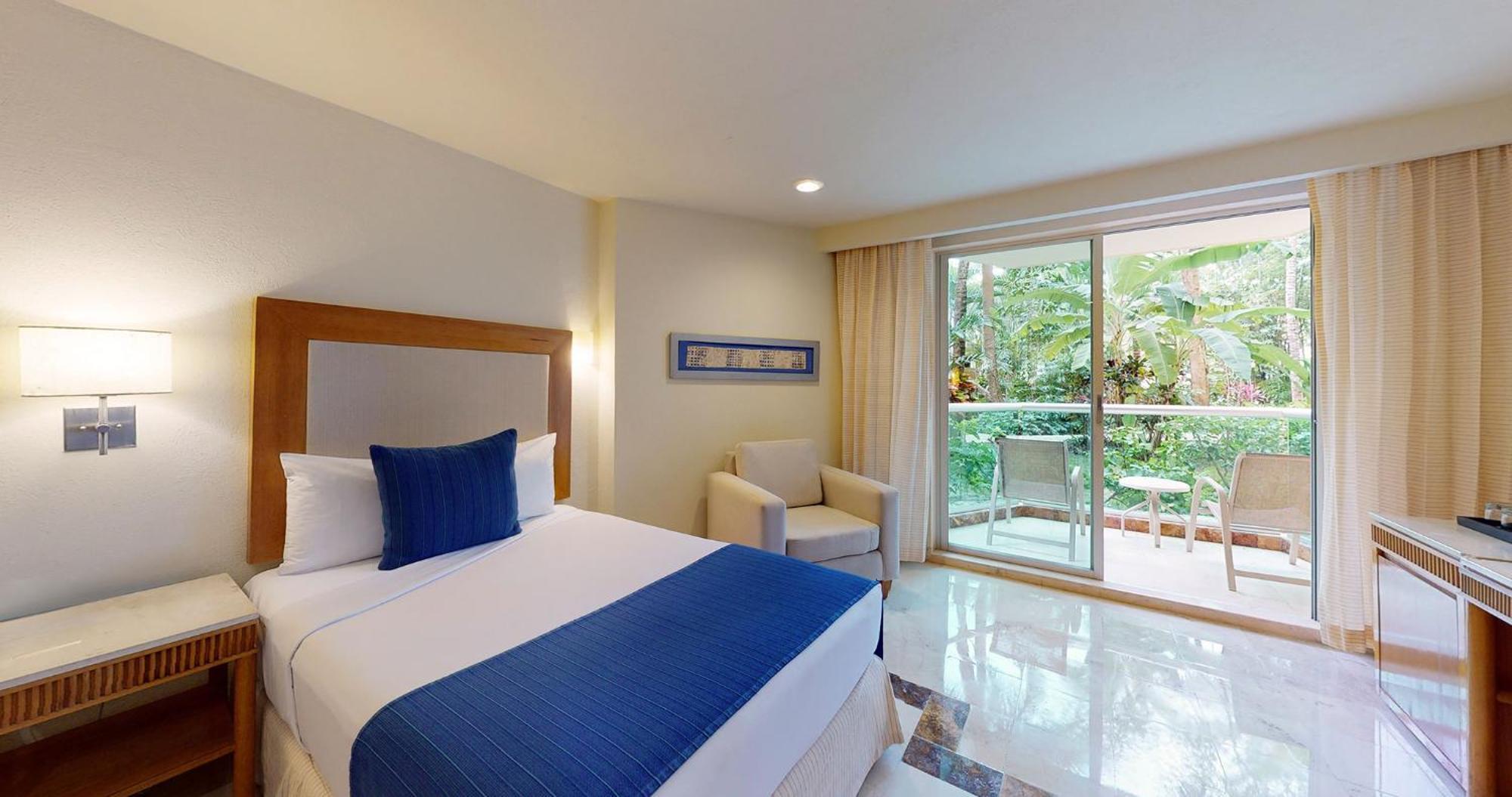 Grand Park Royal Resort 5*