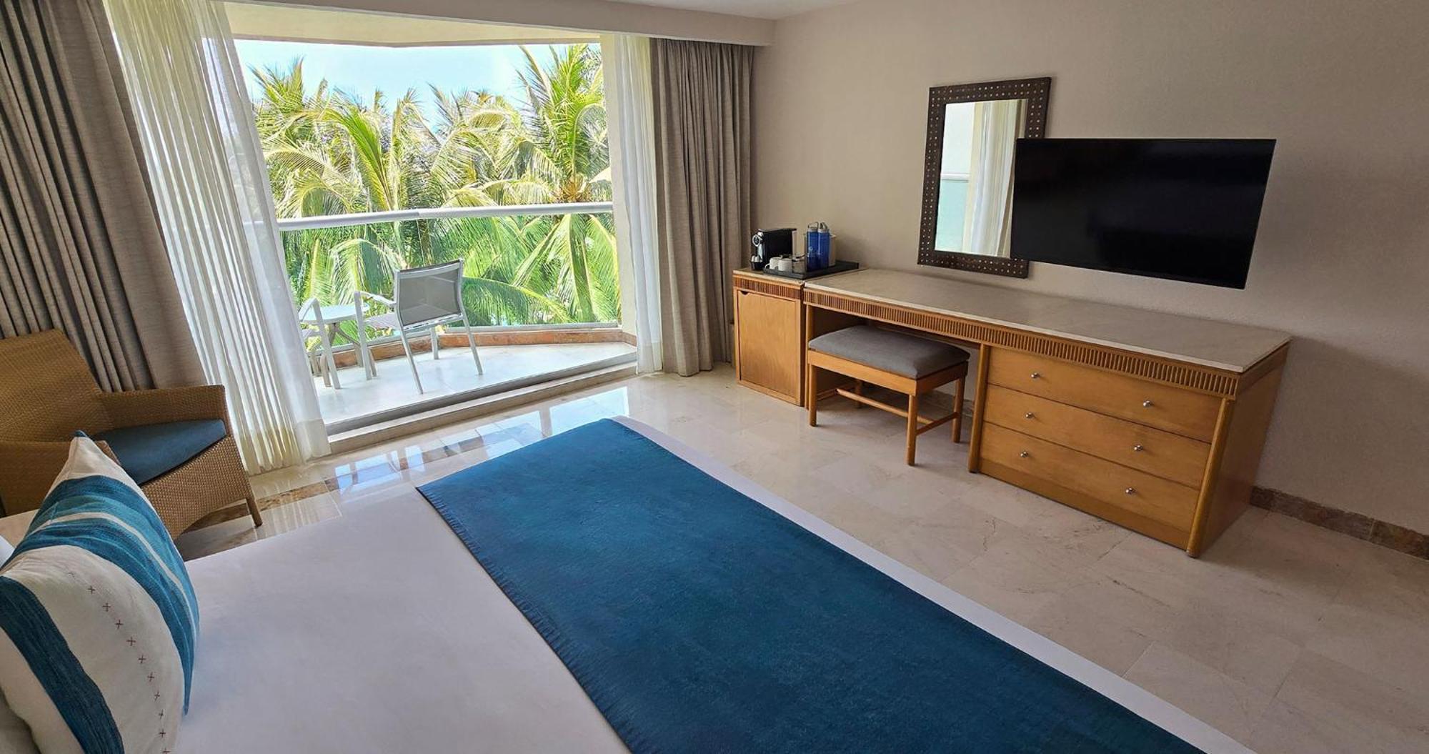 Grand Park Royal Resort 5*