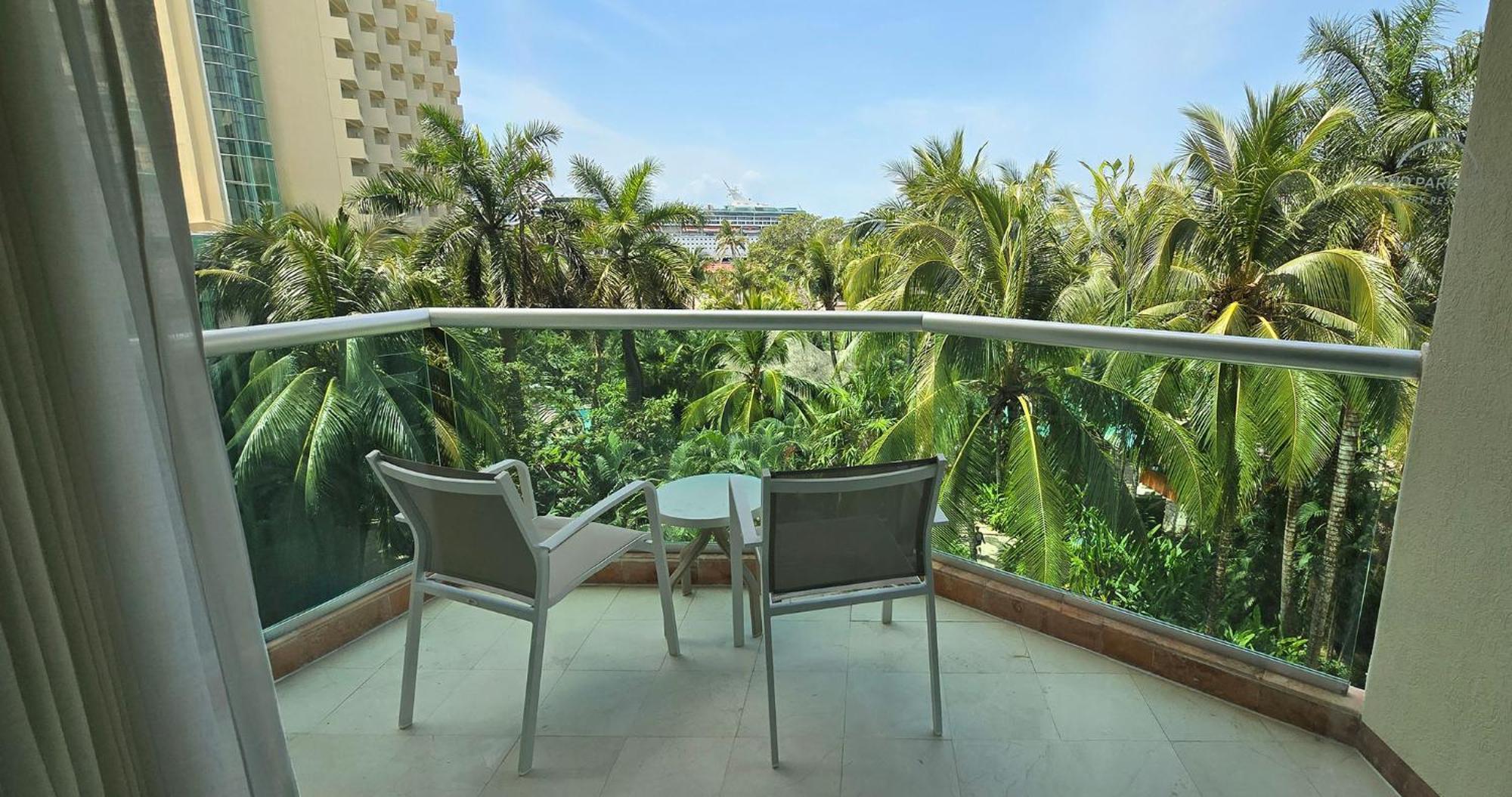 Grand Park Royal Resort 5*