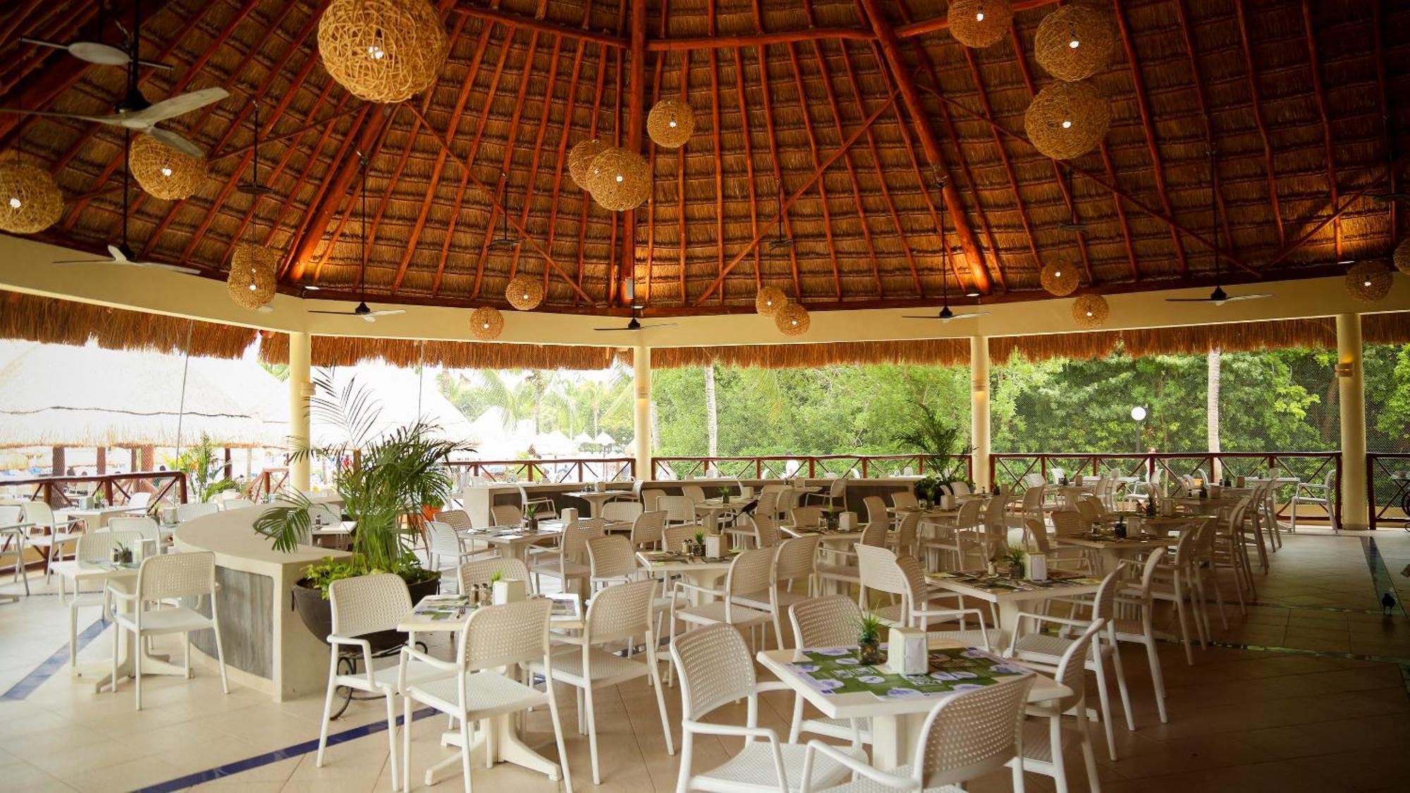 Bahia Principe Grand Coba Resort