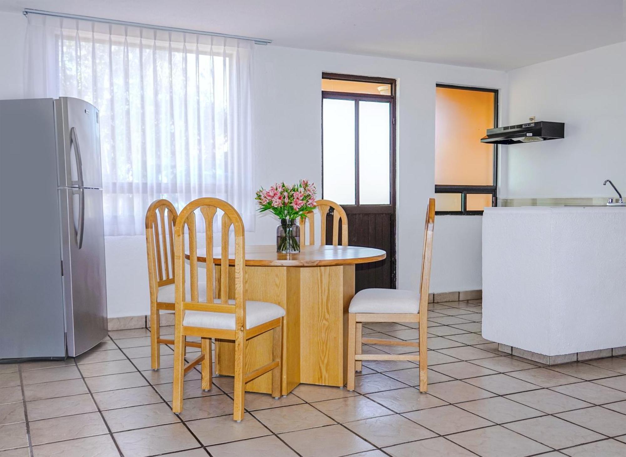 Hotel Sunrock &