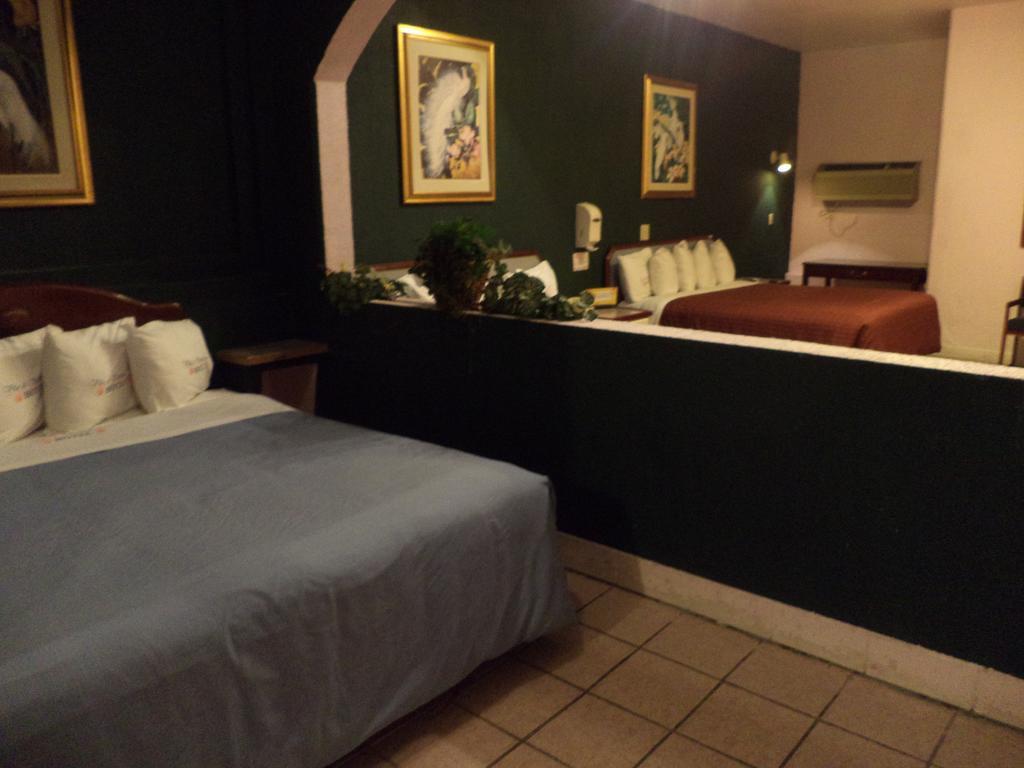 De Santiago Hotel 3*