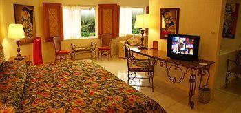 Hotel Palomas Vallarta 4*