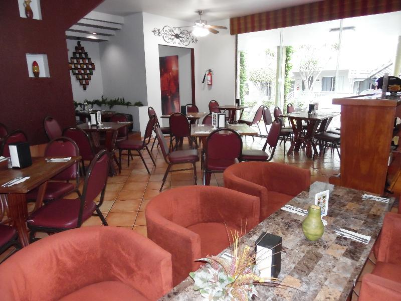Baja La Mesa Hotel