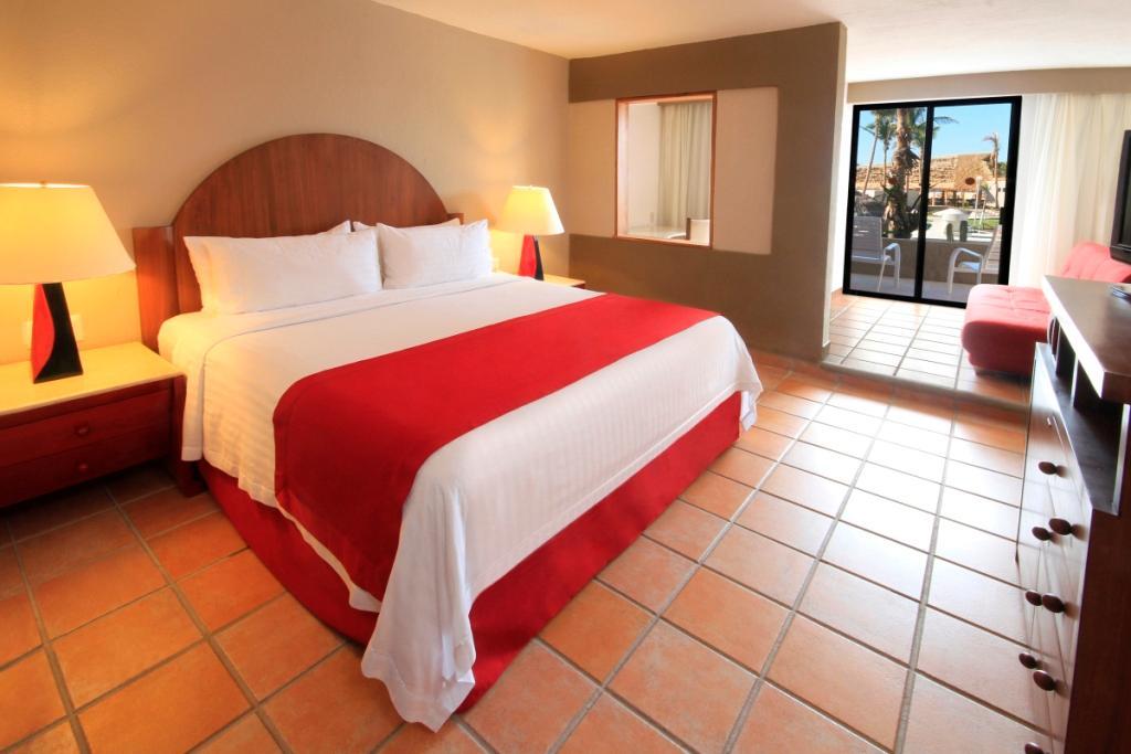 Resort Cabos 4*