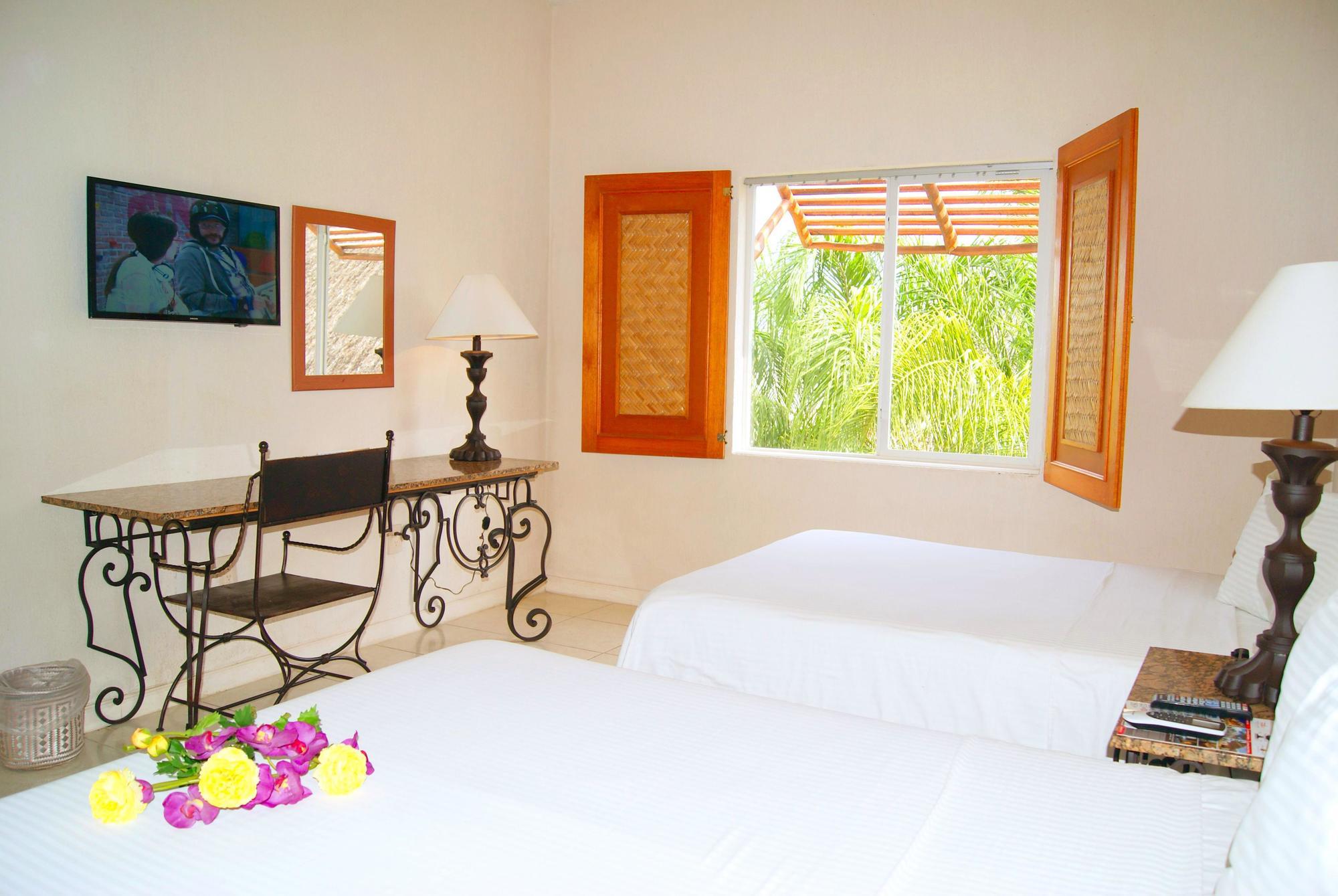 Hotel Palomas Vallarta