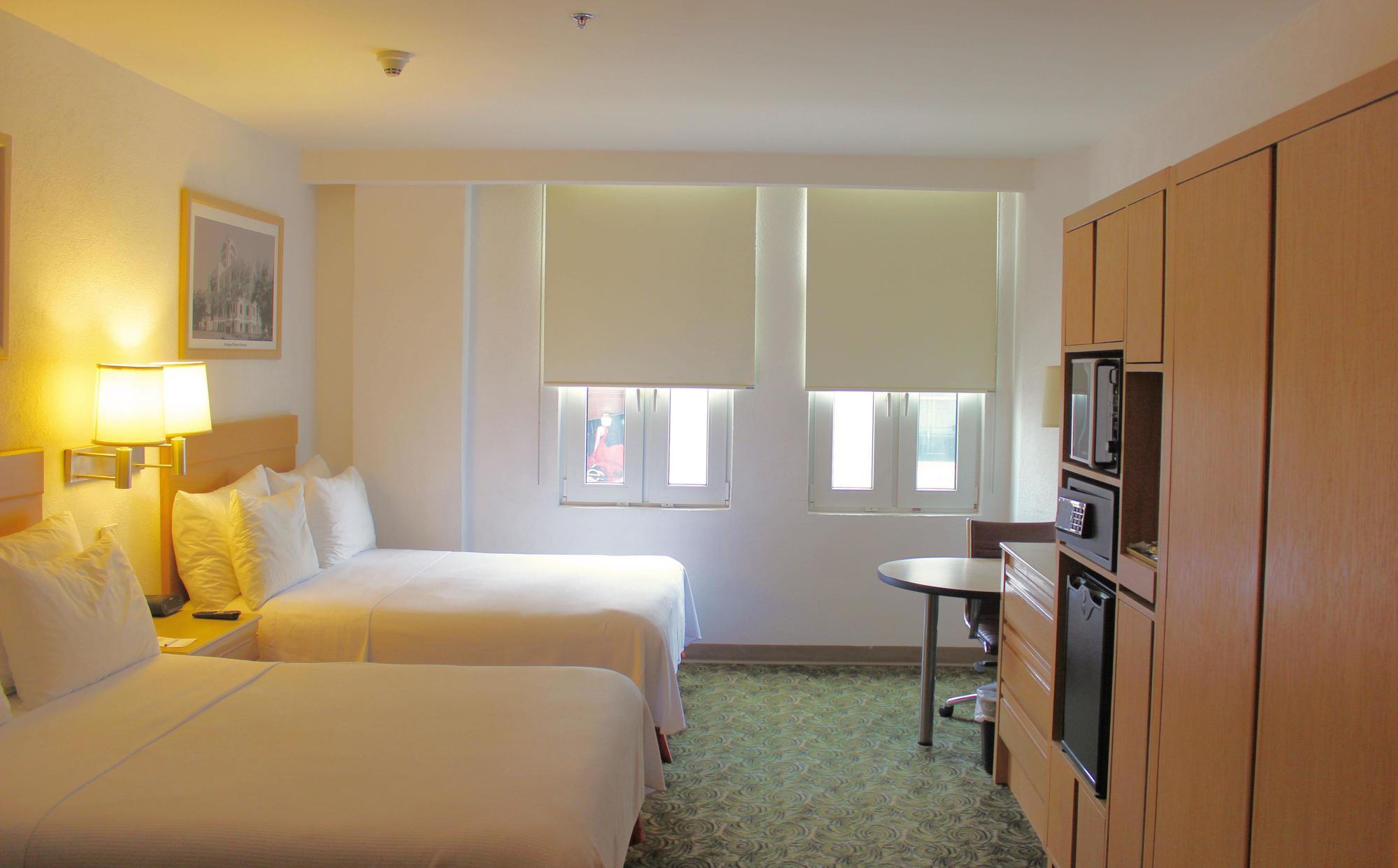 Macroplaza Hotel Monterrey