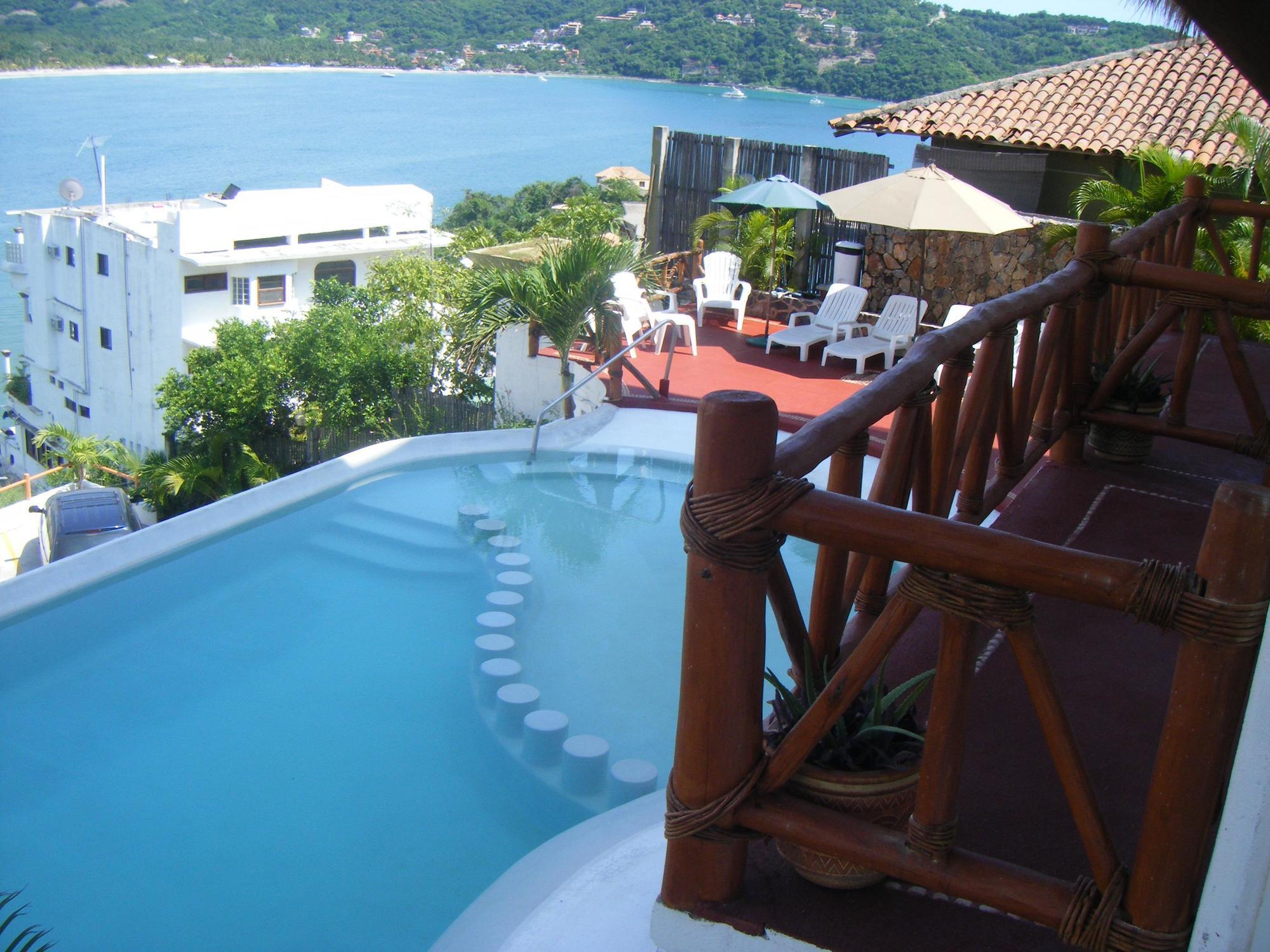 El Morro 3* Zihuatanejo