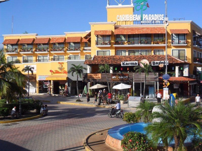 Caribbean Paradise & - 5th Avenue Hotel