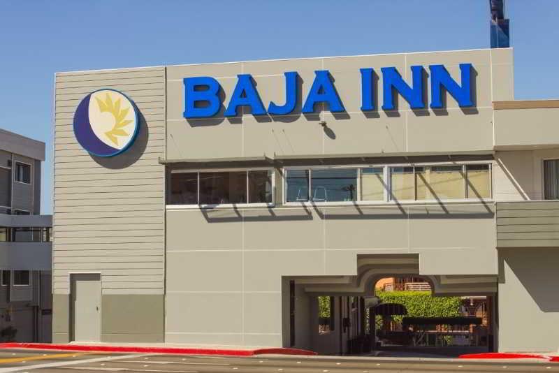 Baja La Mesa Hotel 4*