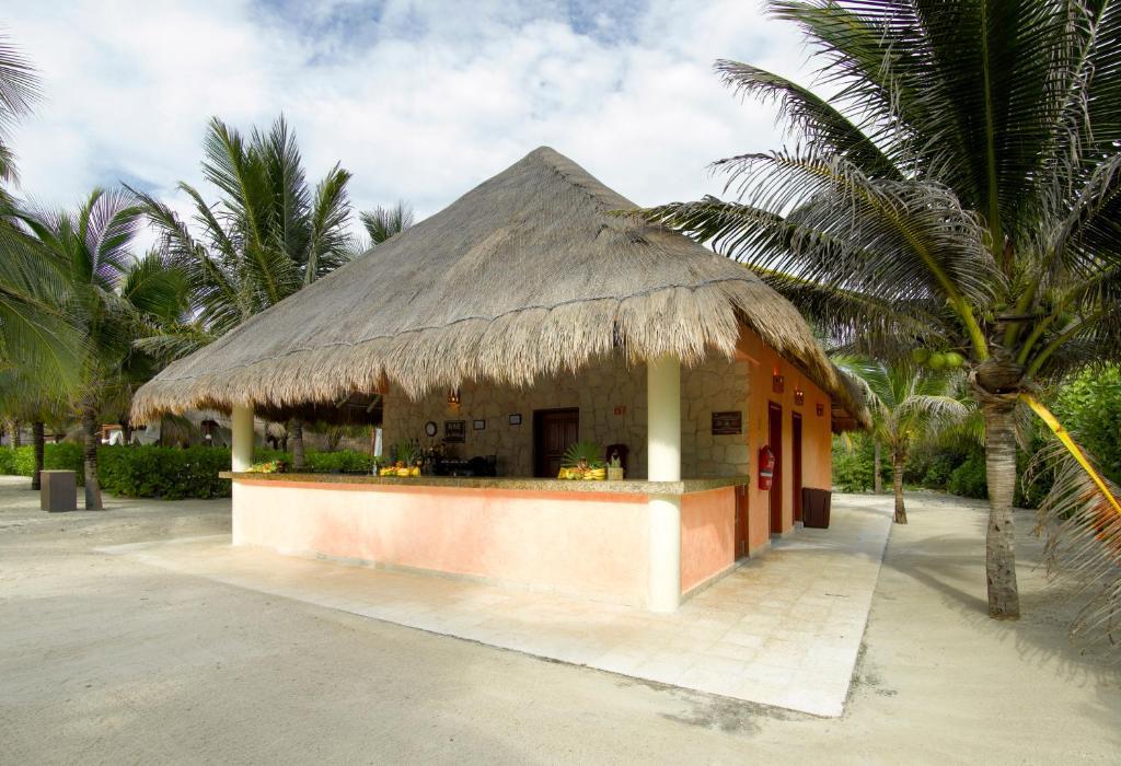 Grand Palladium White & Akumal