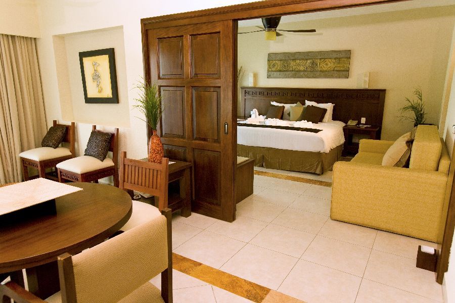 Bluebay Grand Esmeralda Resort 5*